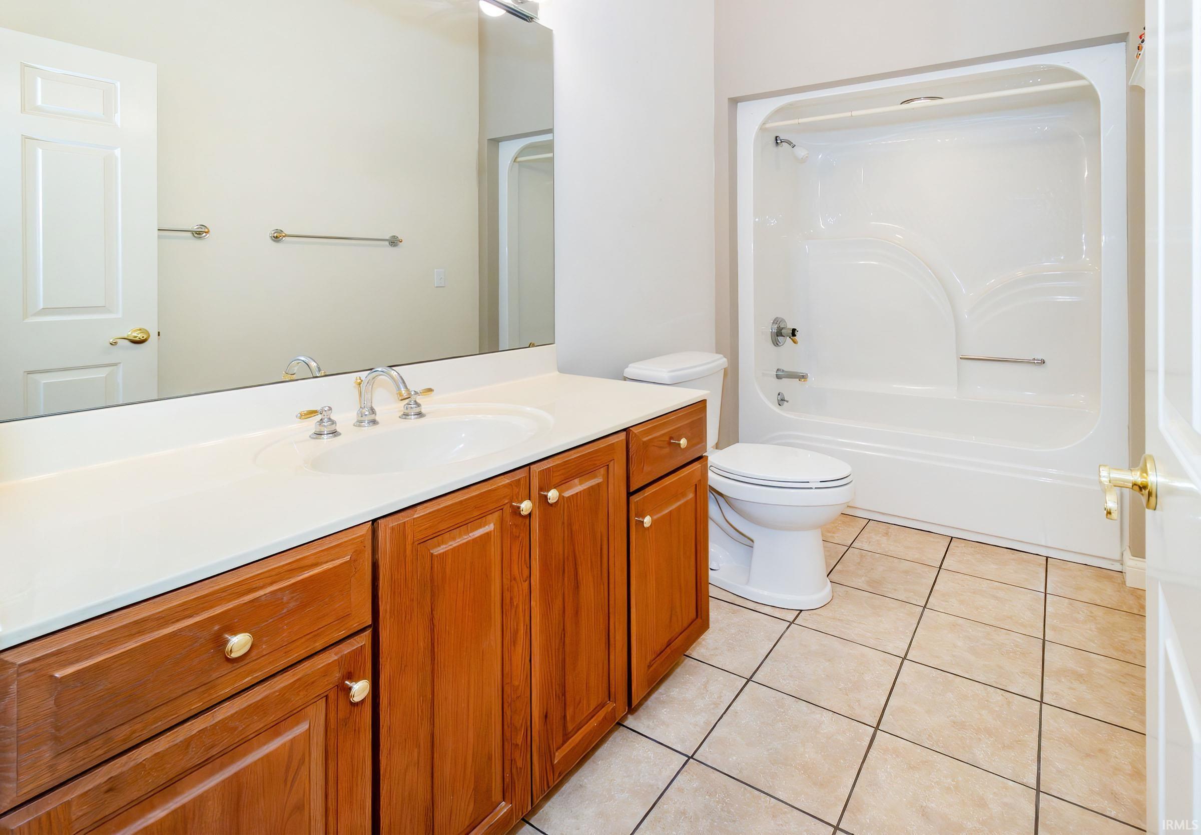 2471 N Palomino Drive