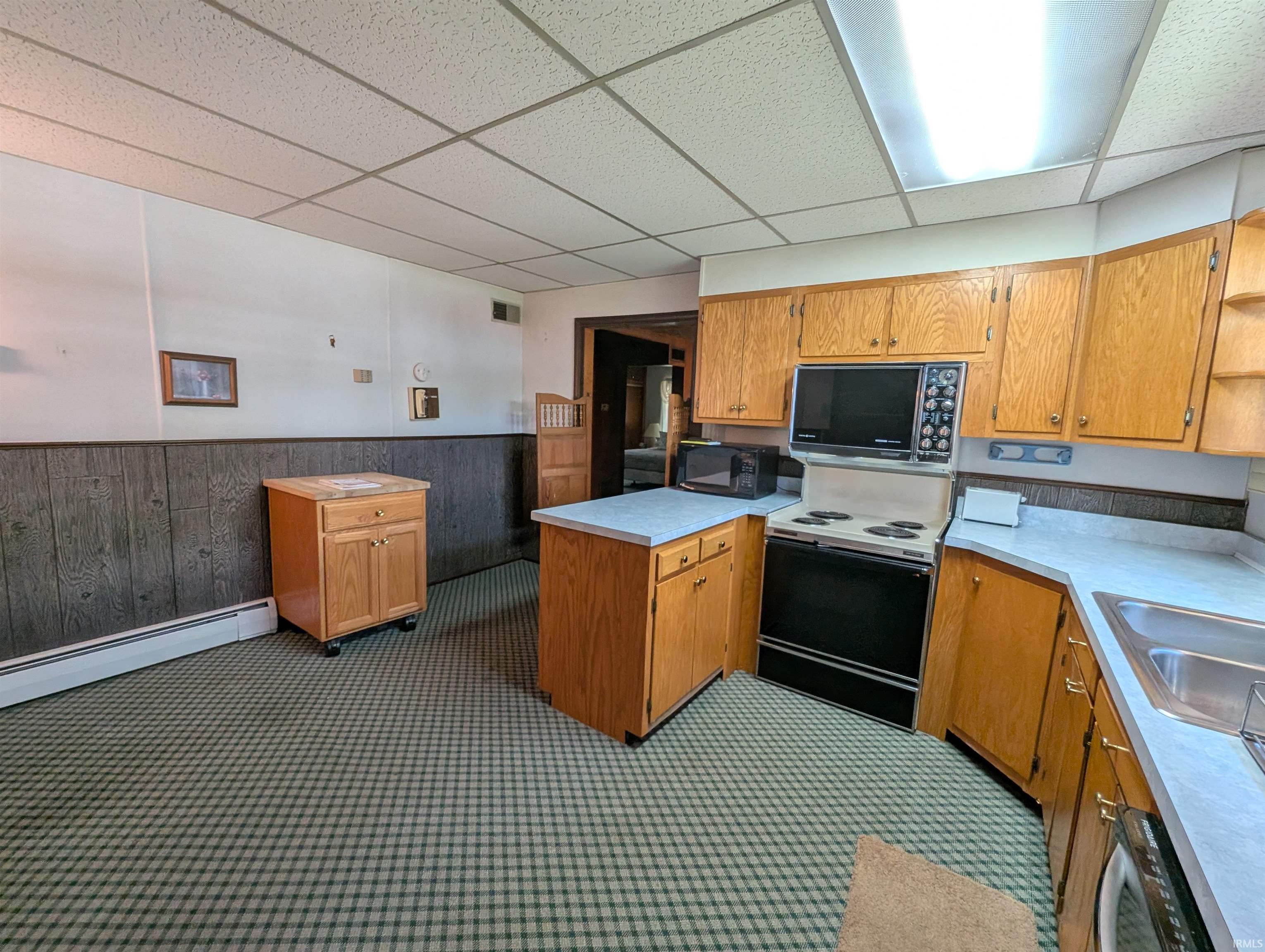 1136 Broadway Street