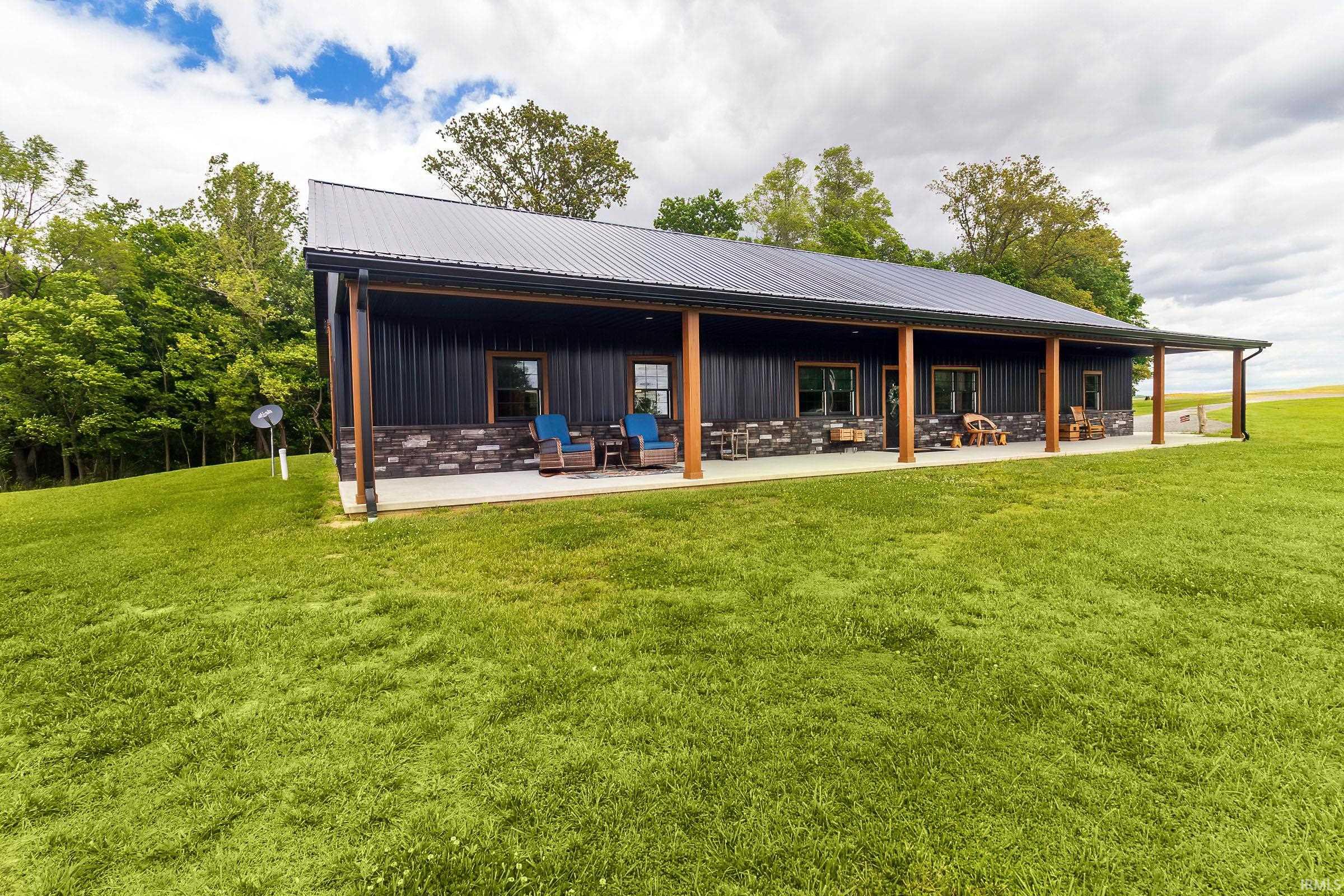 3626 S Hart Street Road