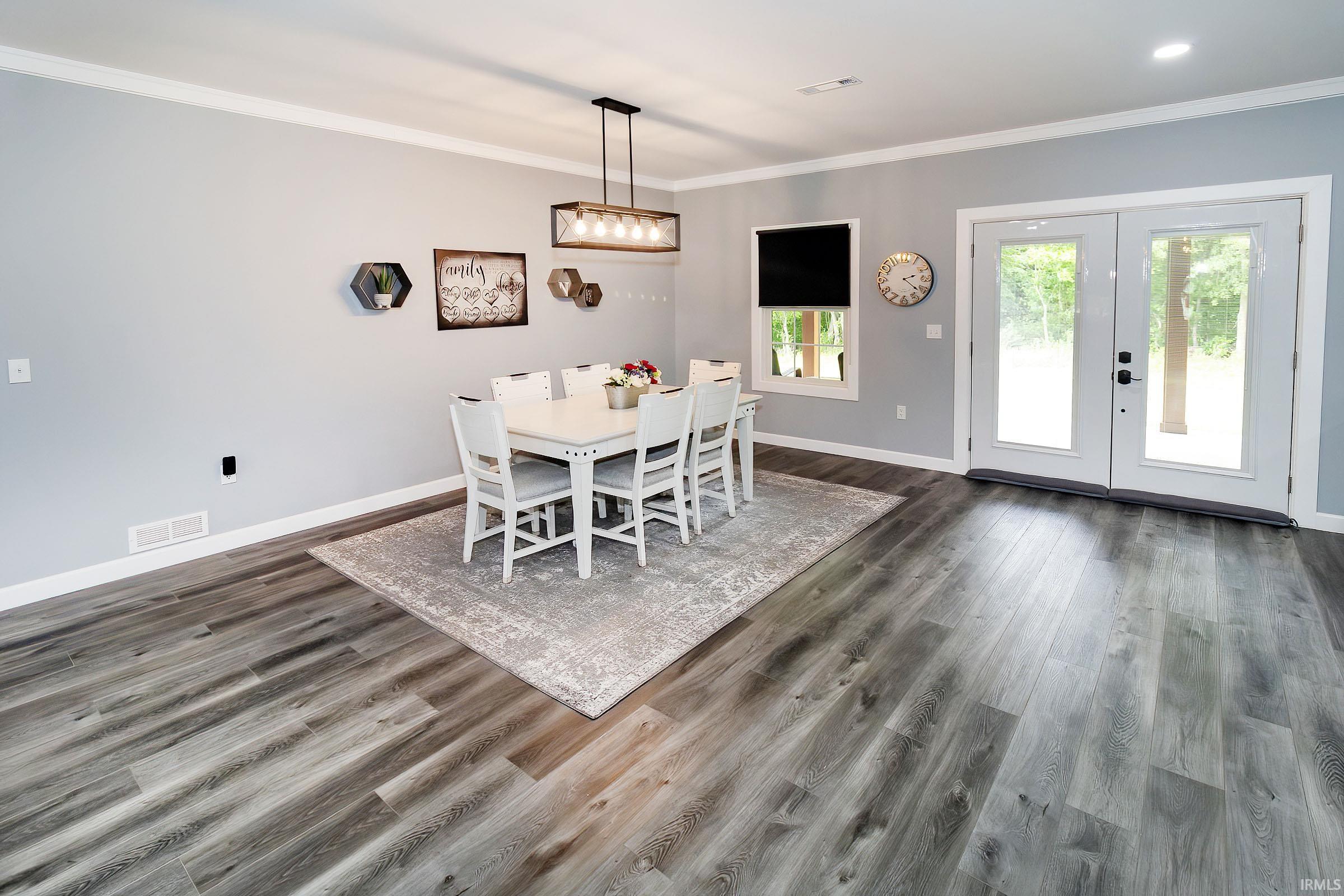 3626 S Hart Street Road