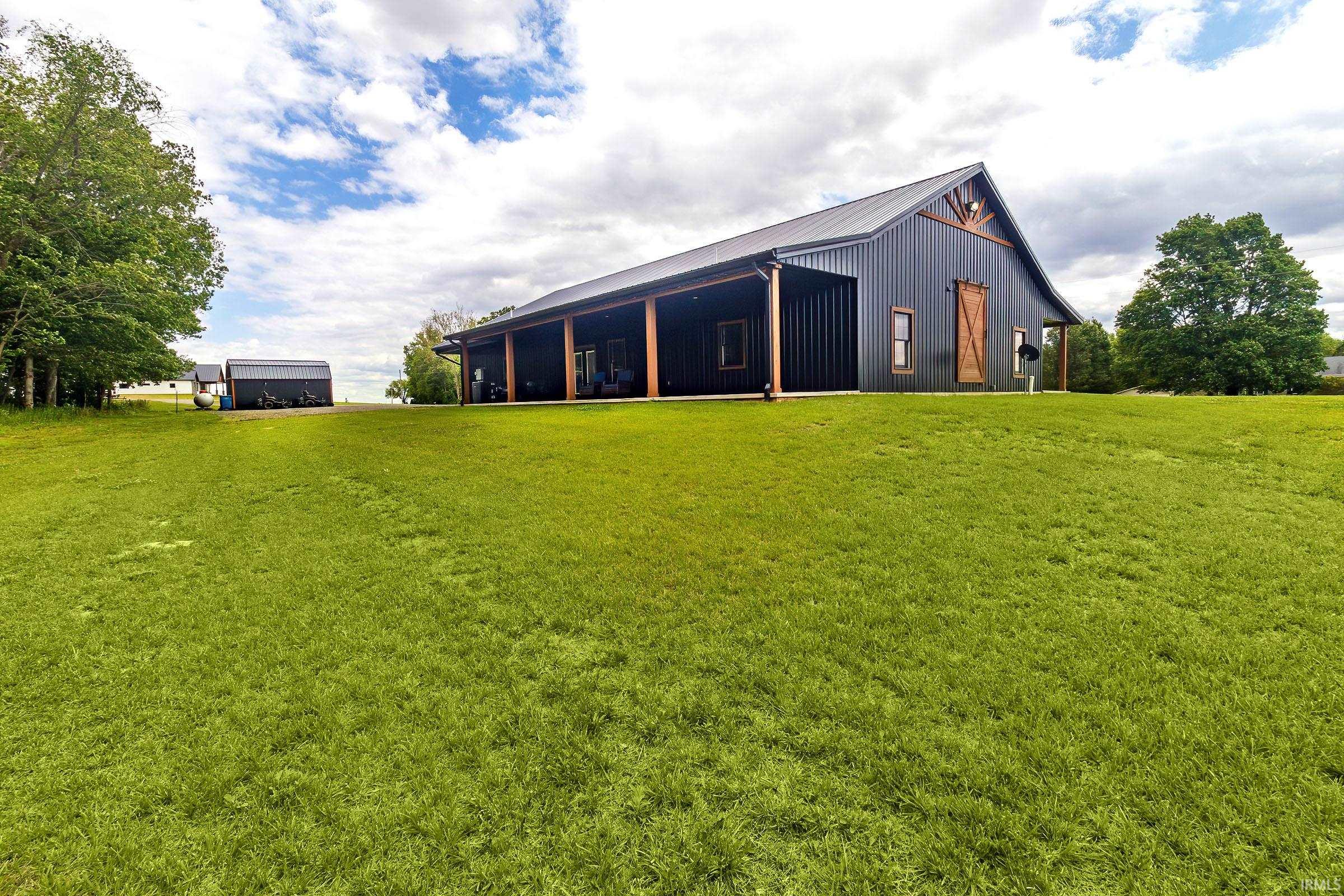 3626 S Hart Street Road