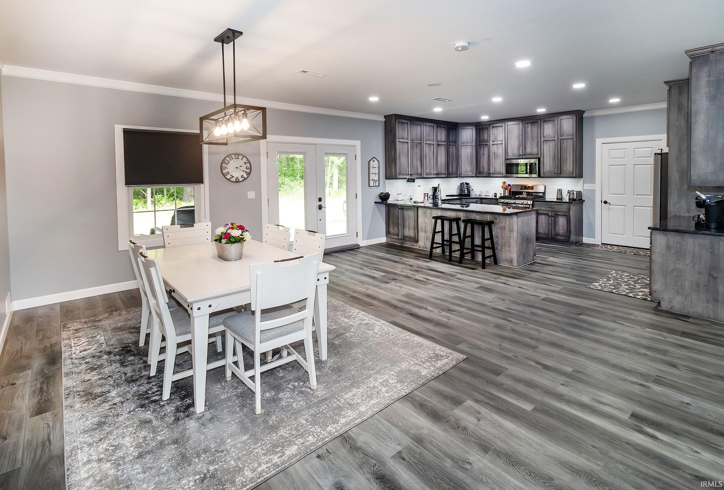 3626 S Hart Street Road