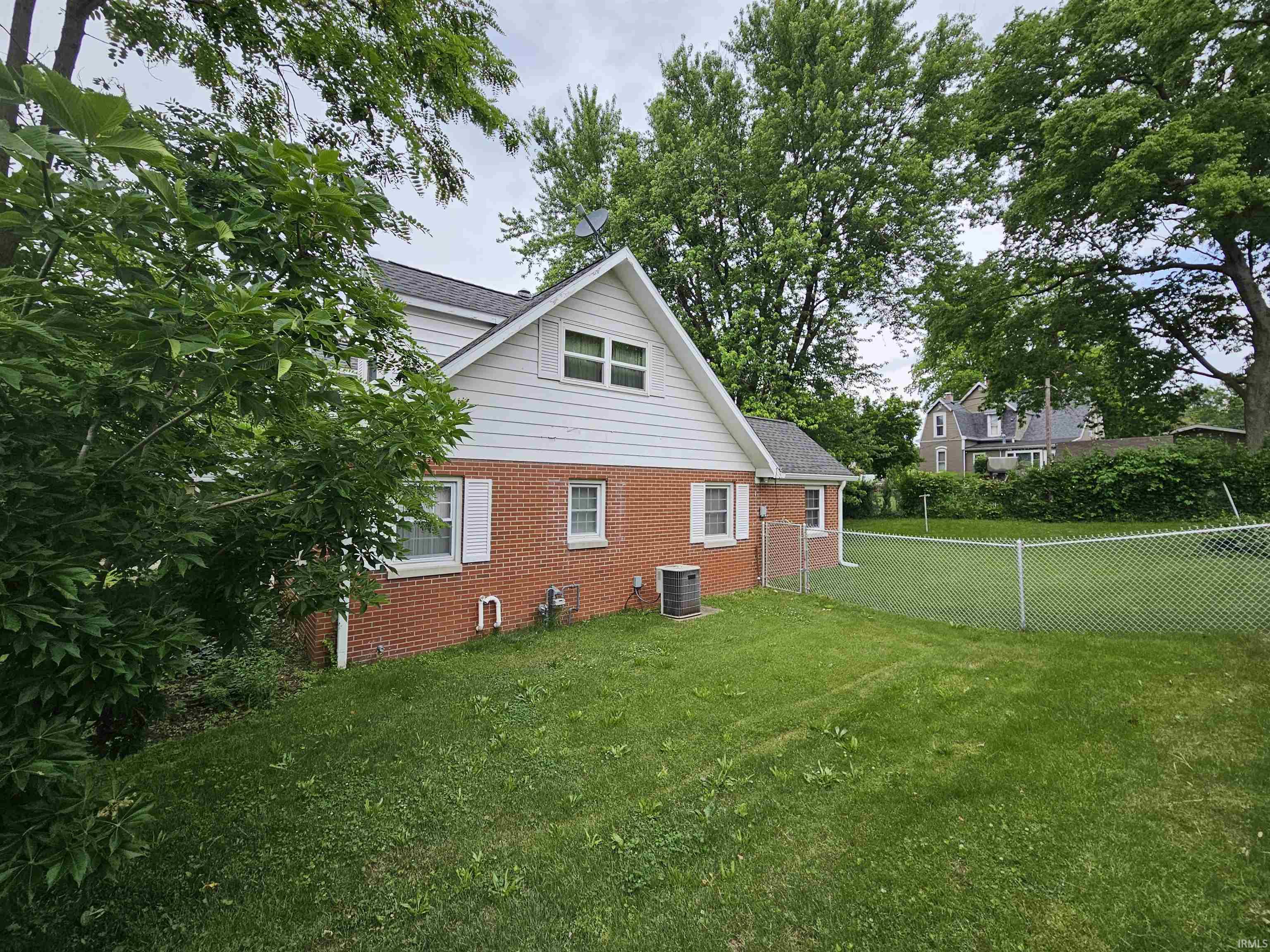 1400 Weed Lane
