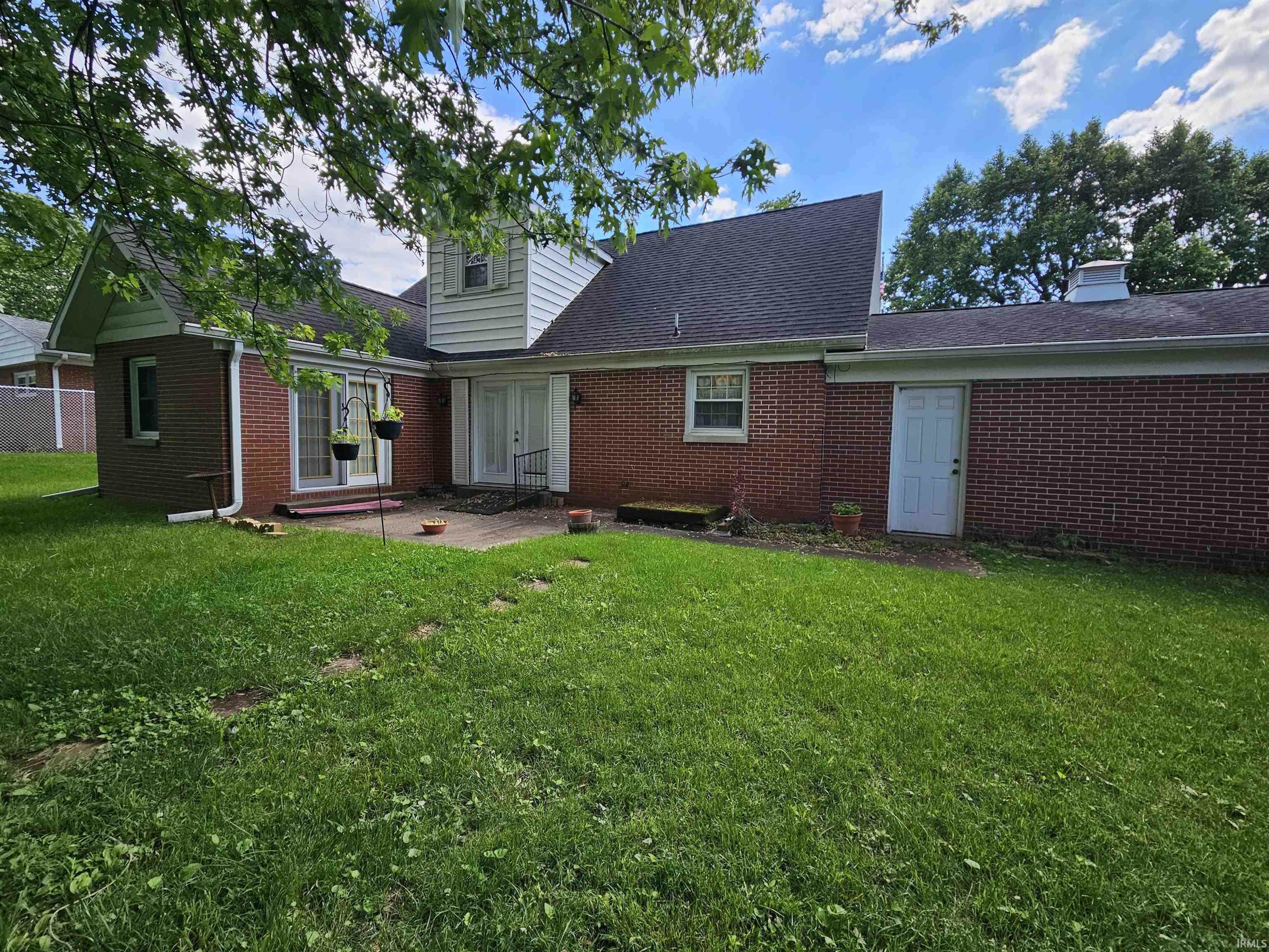 1400 Weed Lane