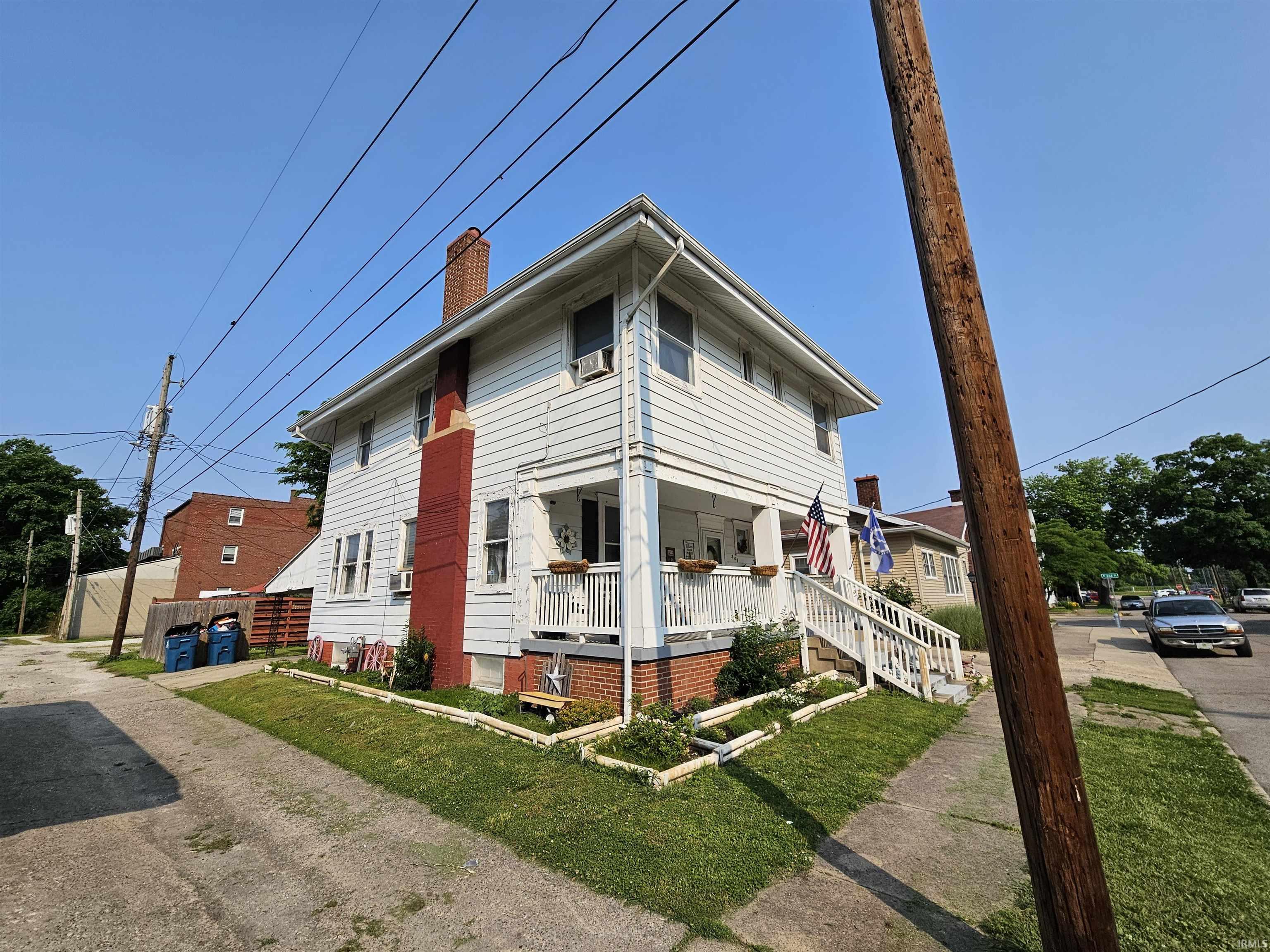 209 Seminary Street