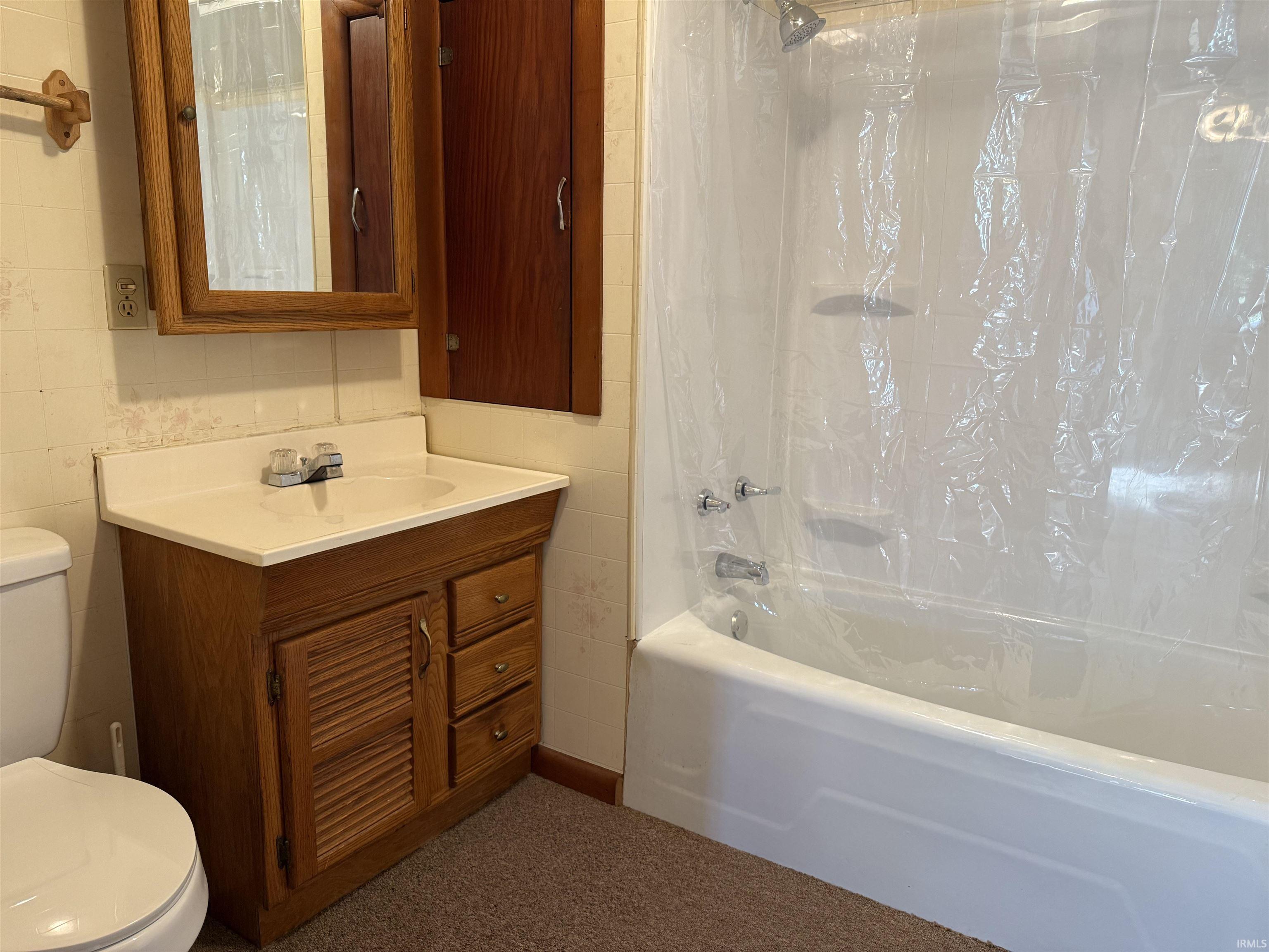 405 E College Street