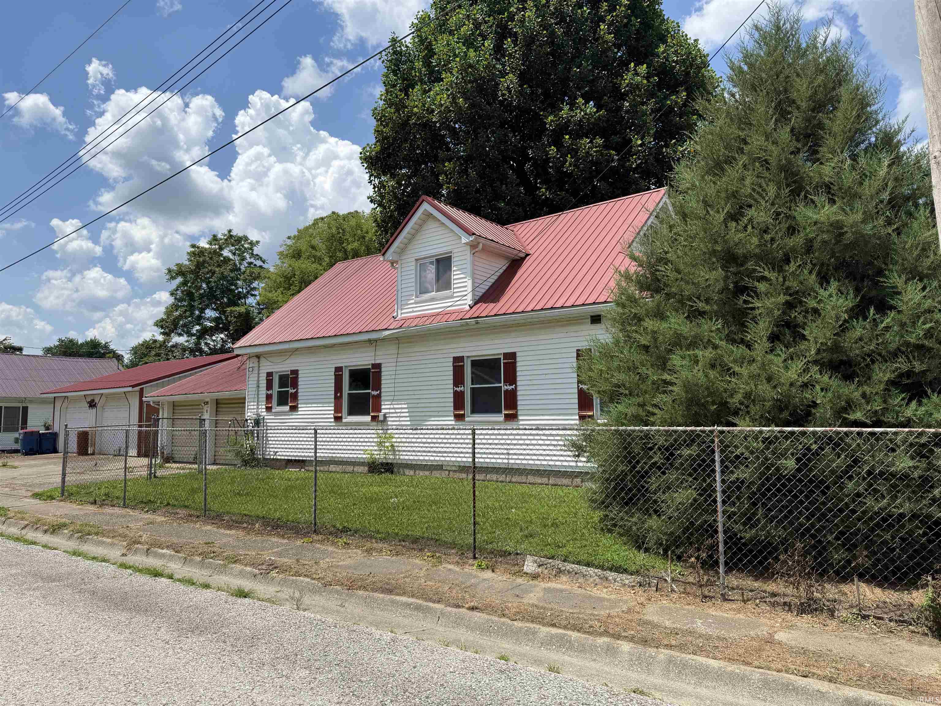 602 Maple Street