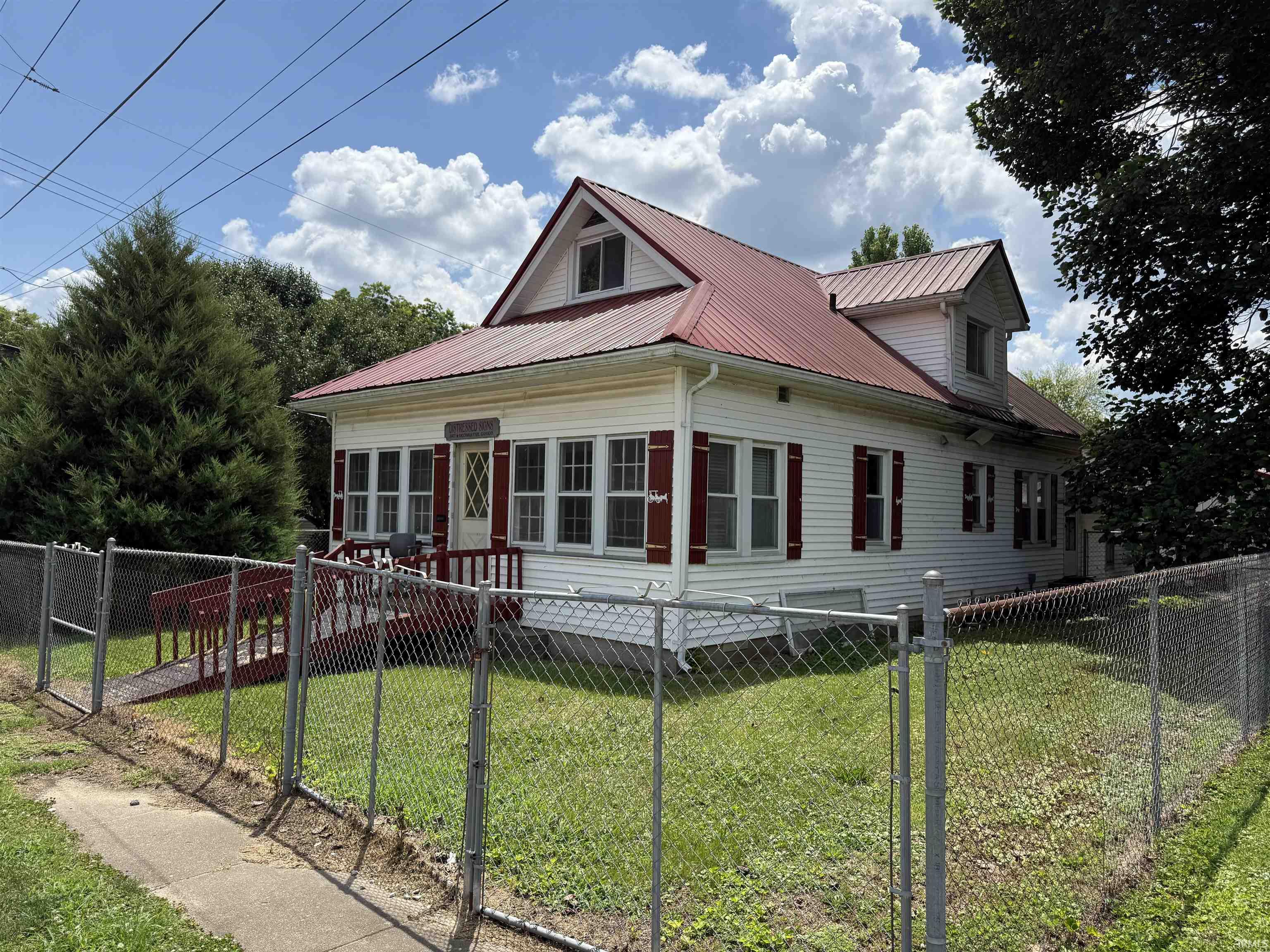 602 Maple Street