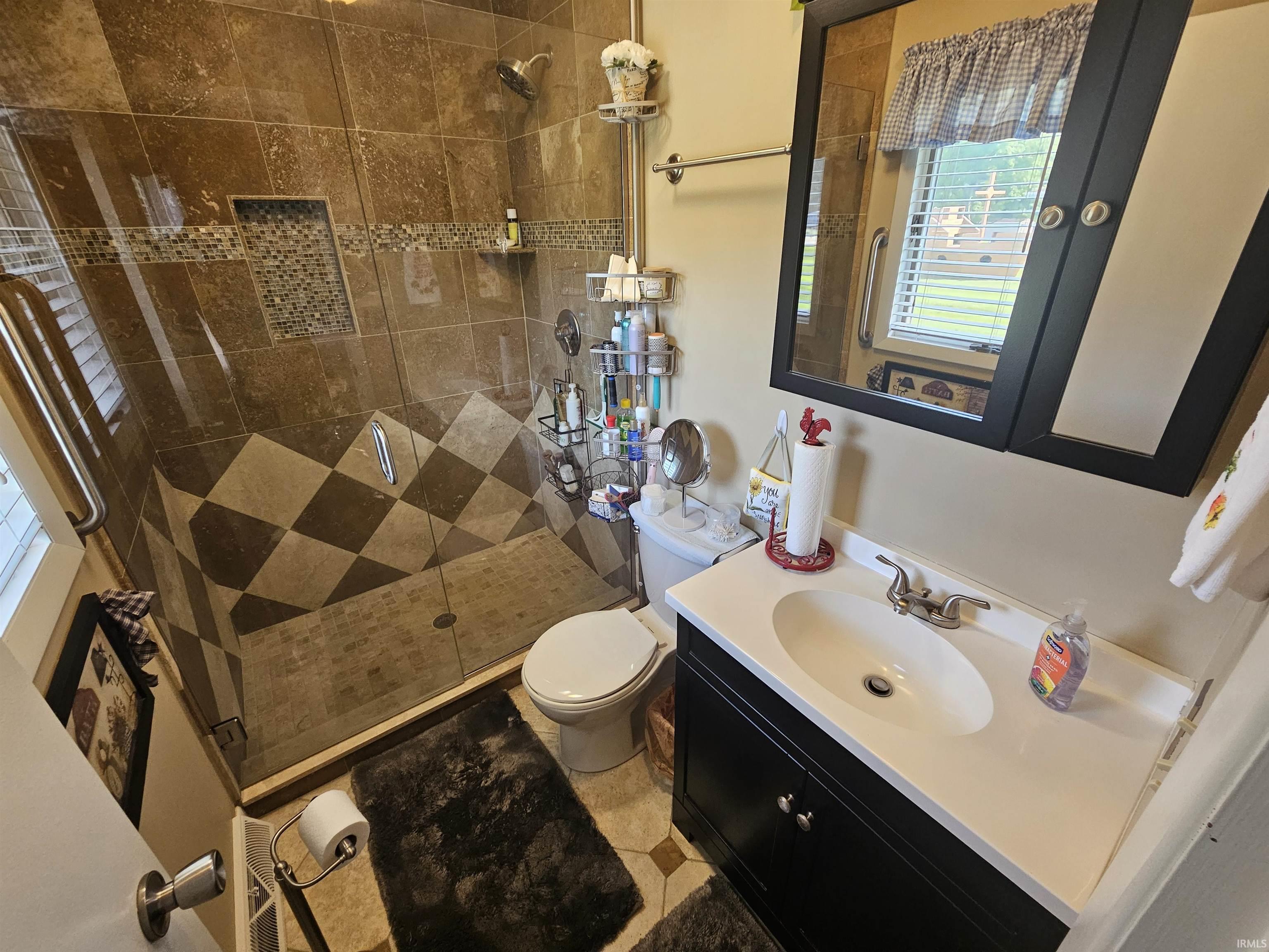 3441 E Warren Circle