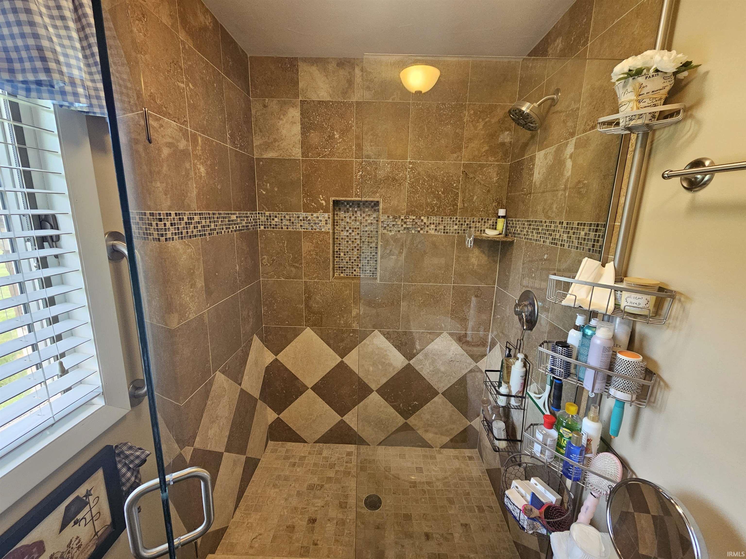 3441 E Warren Circle