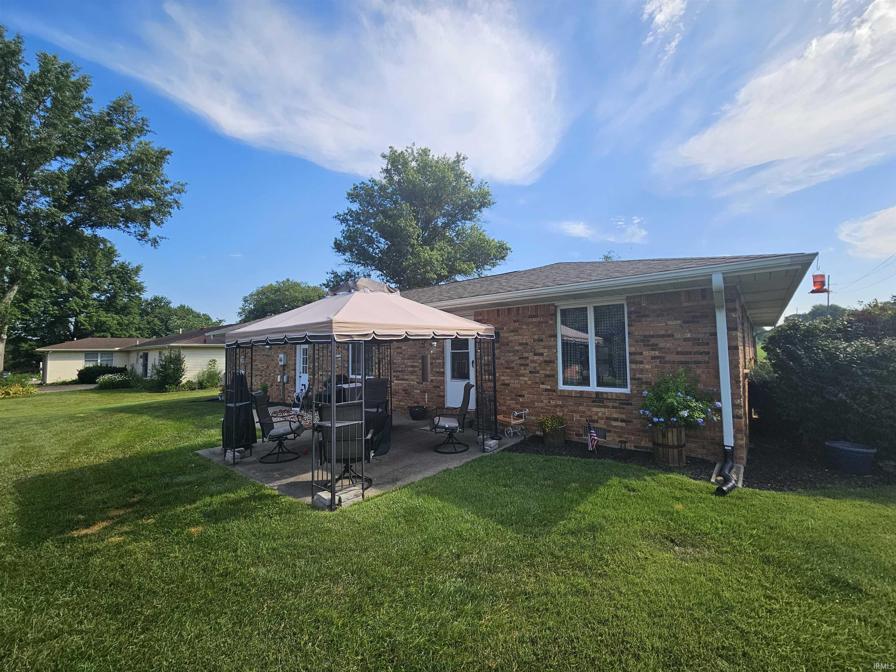 3441 E Warren Circle