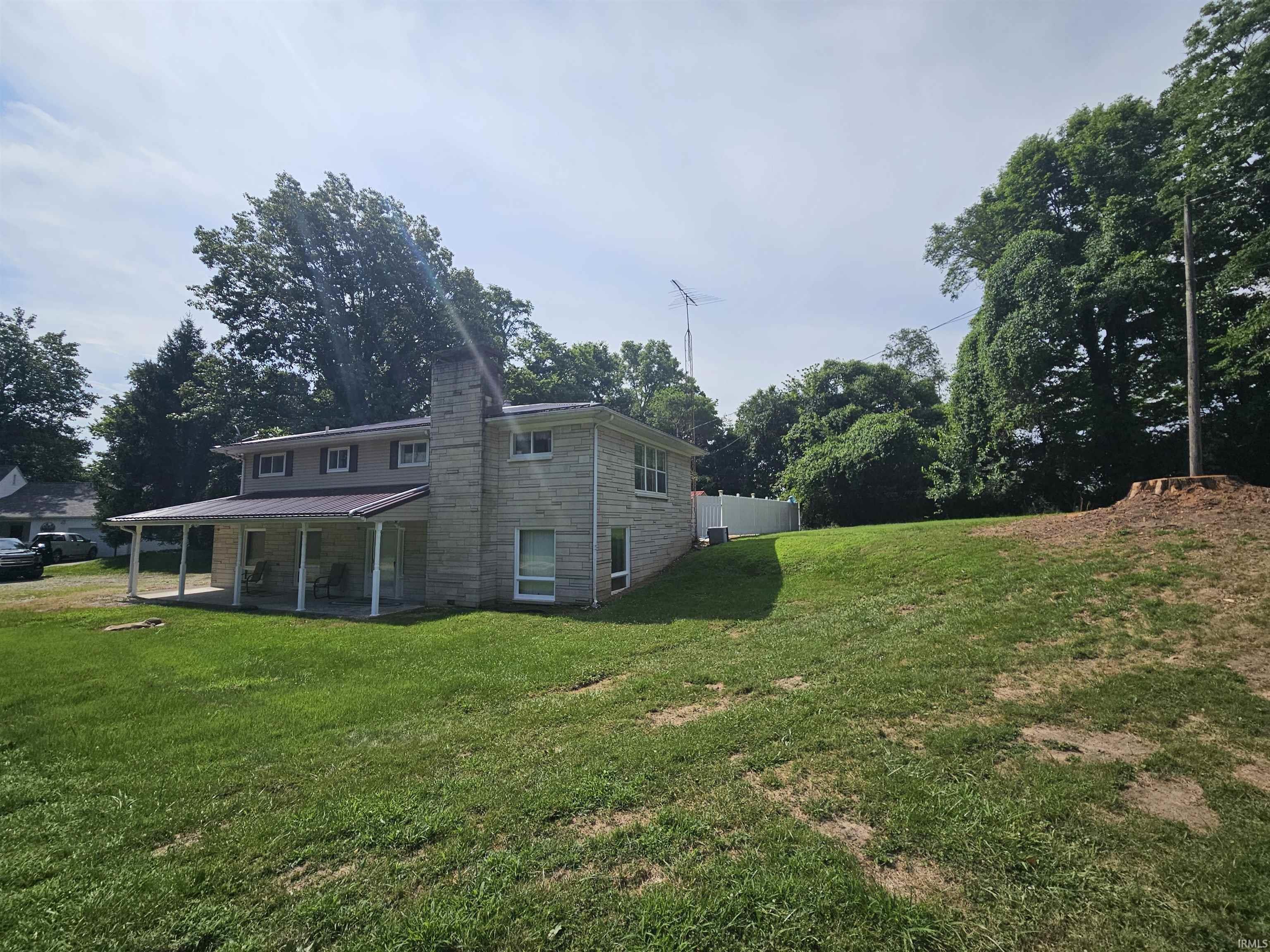 2449 Hillcrest Road