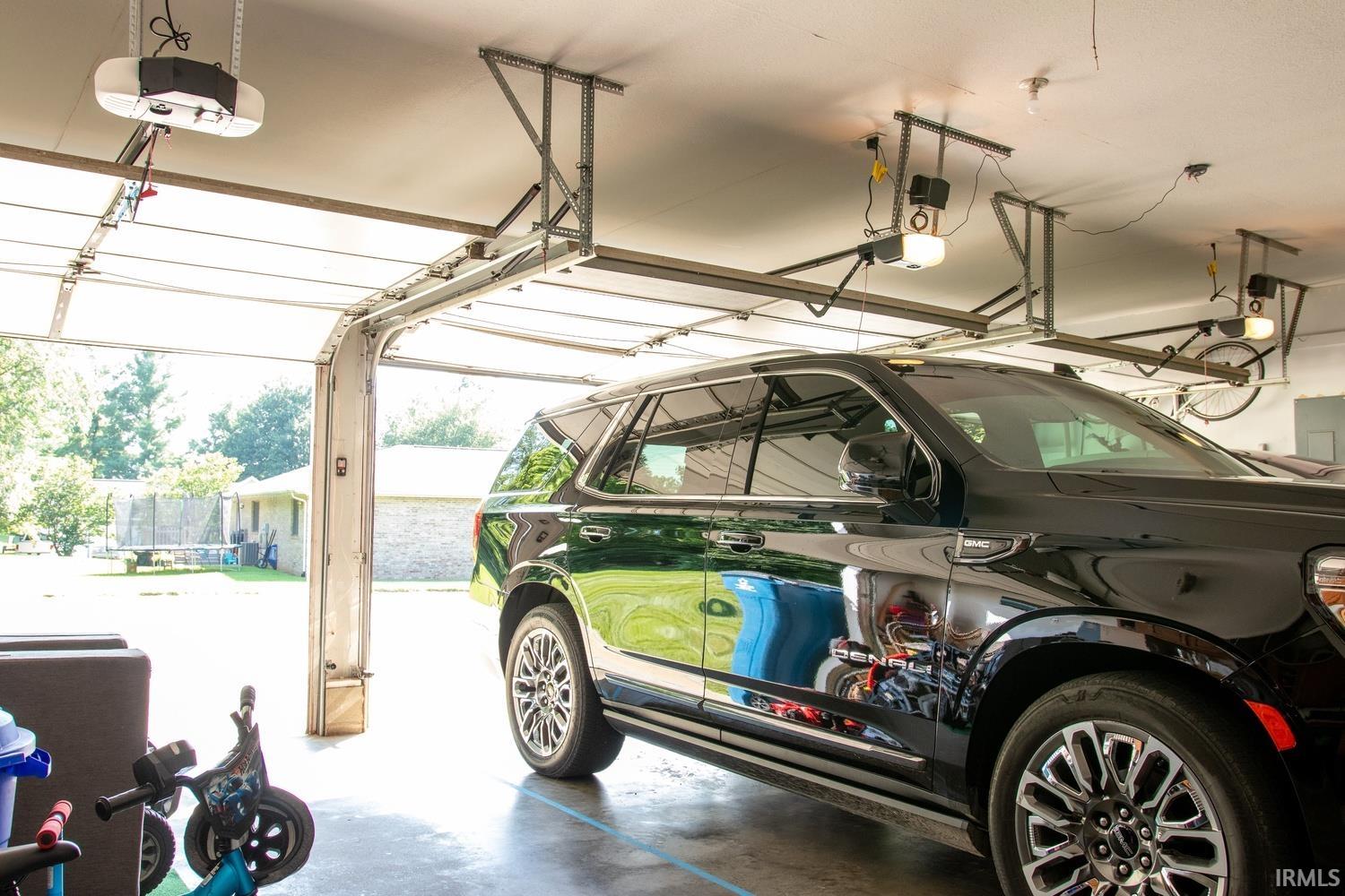 900 N Honeysuckle Lane