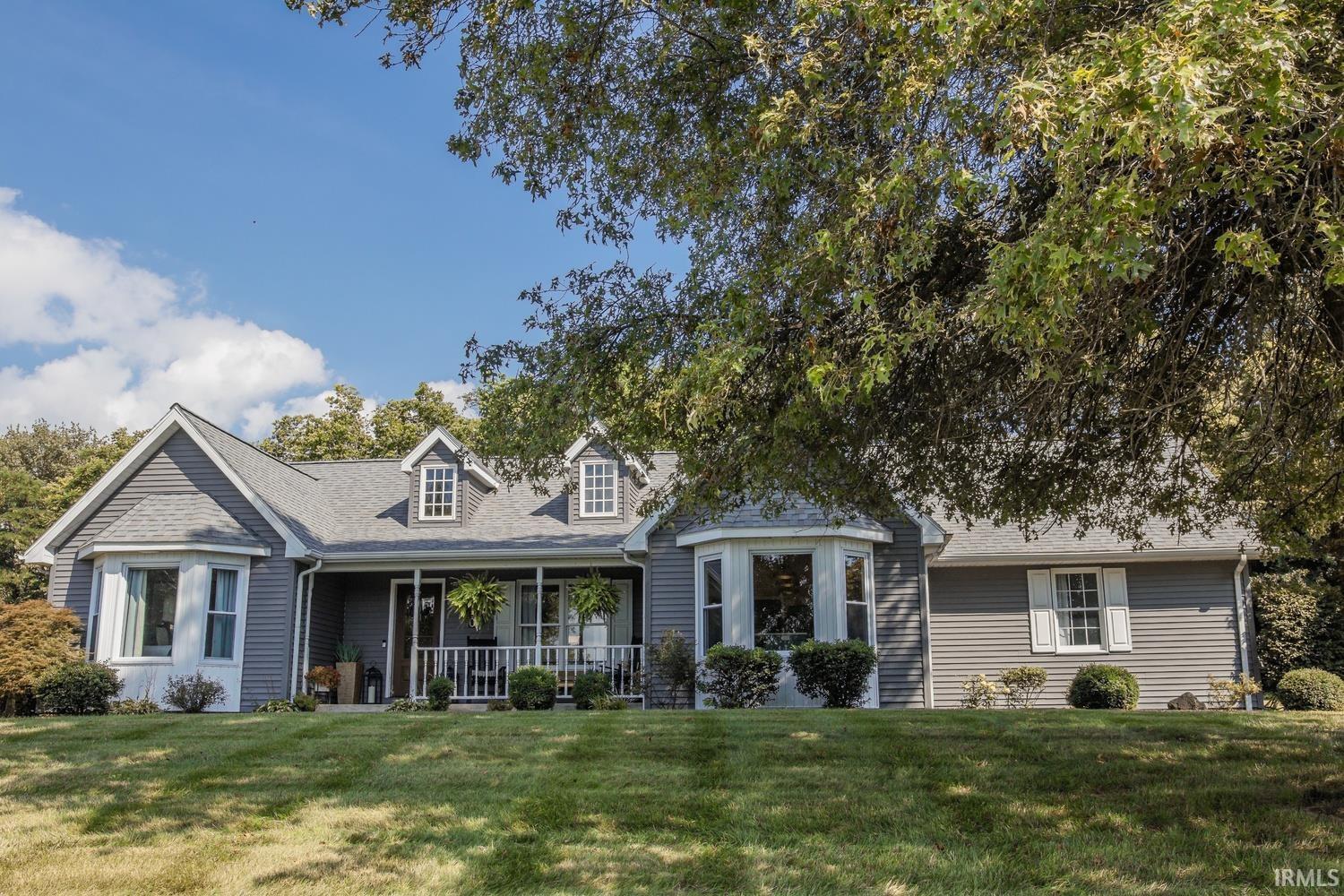 900 N Honeysuckle Lane