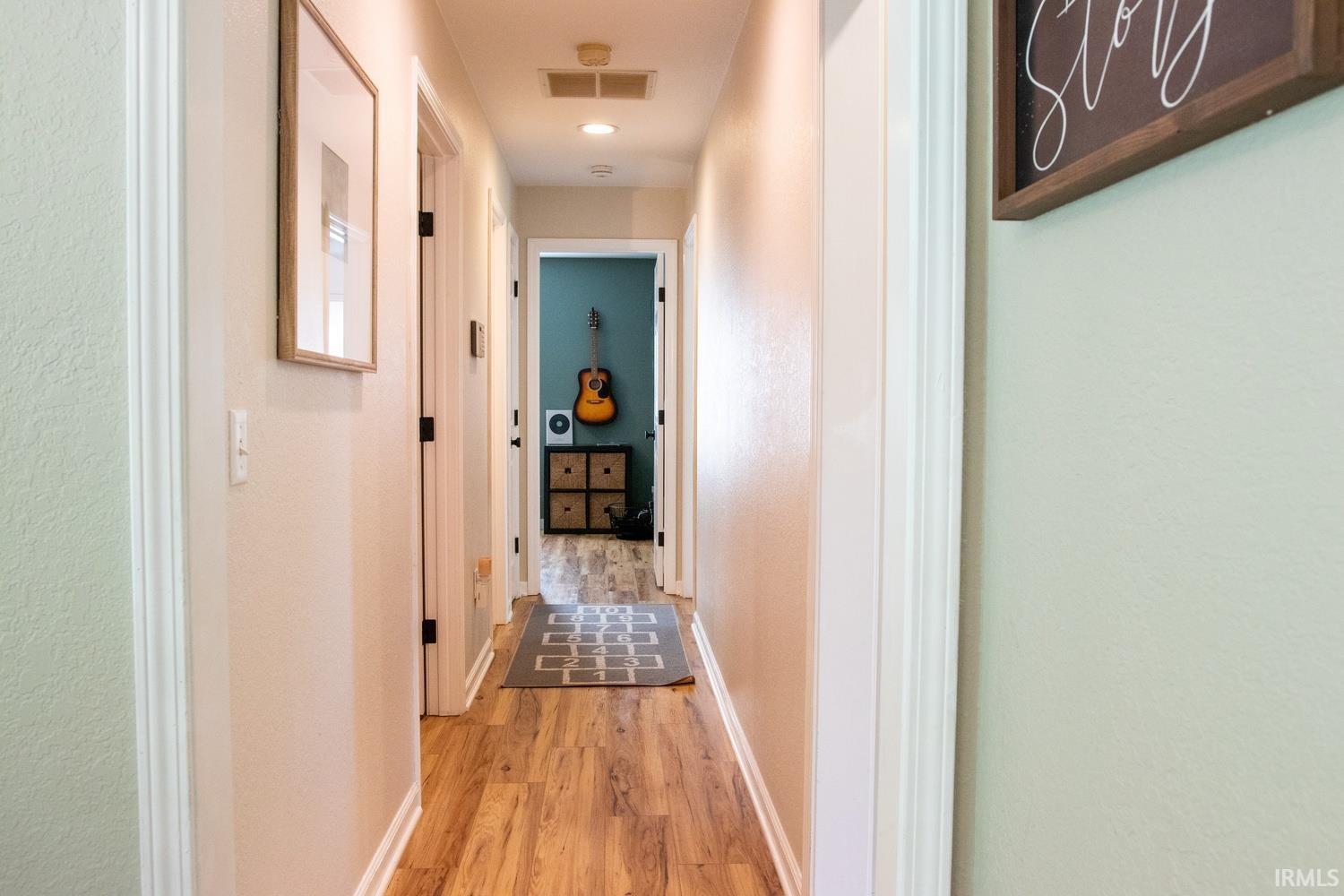 900 N Honeysuckle Lane