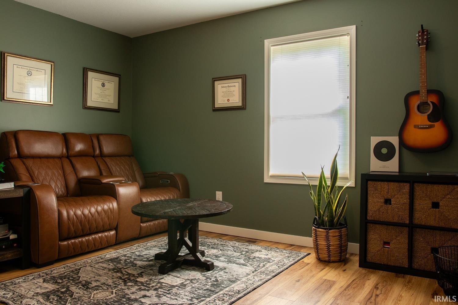 900 N Honeysuckle Lane