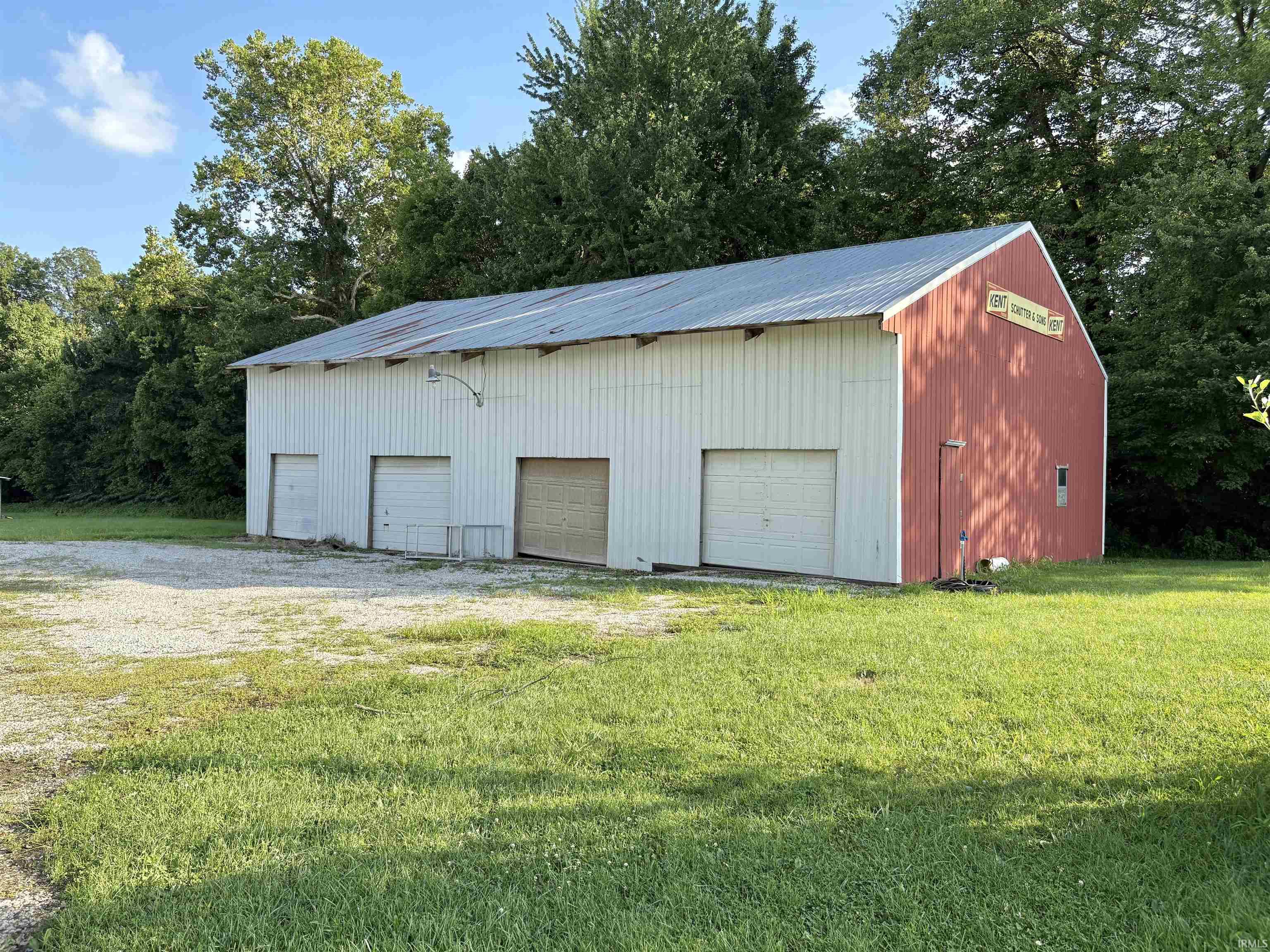 6556 N Windmill Road