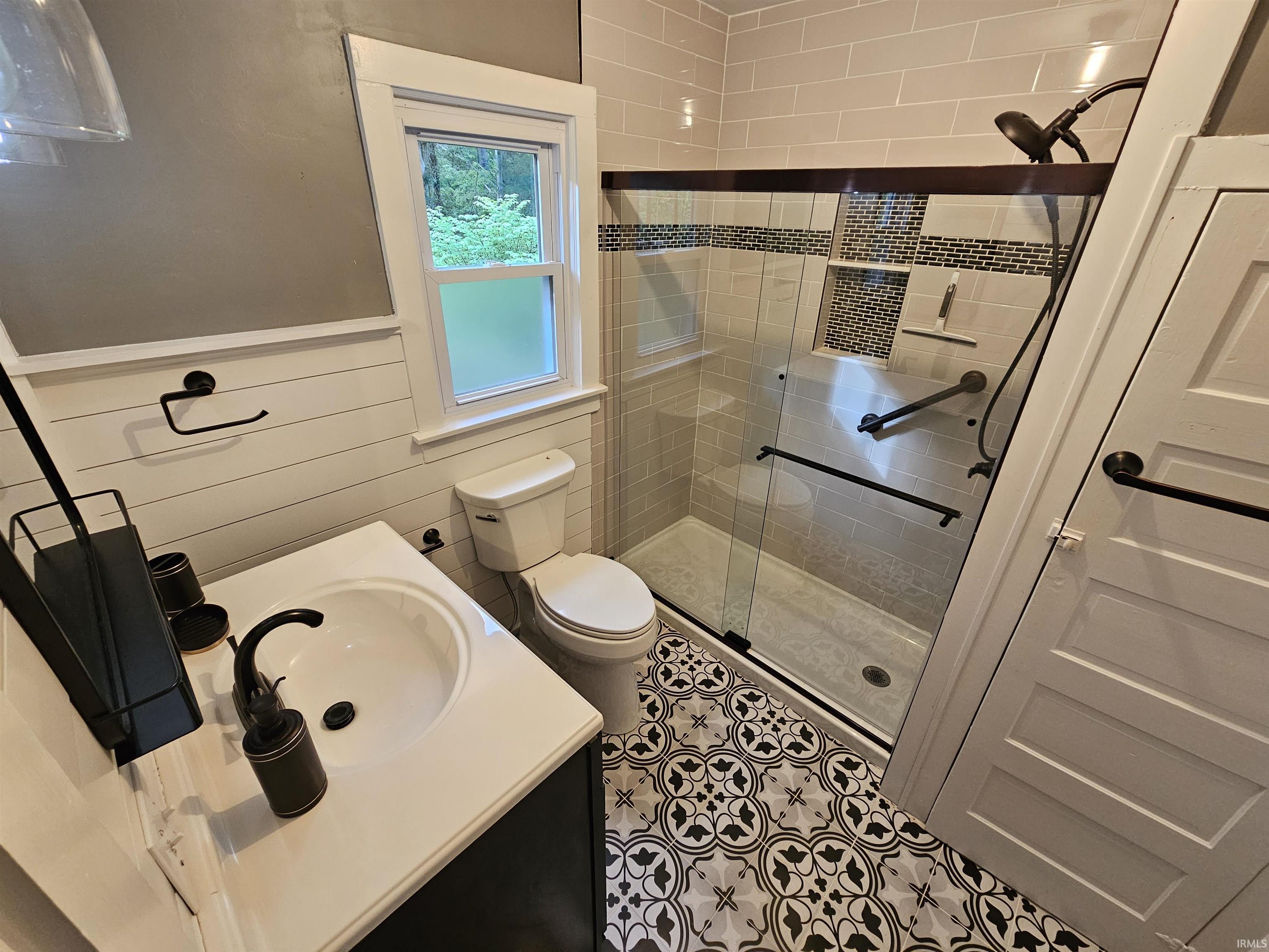 3232 S Petersburg Road