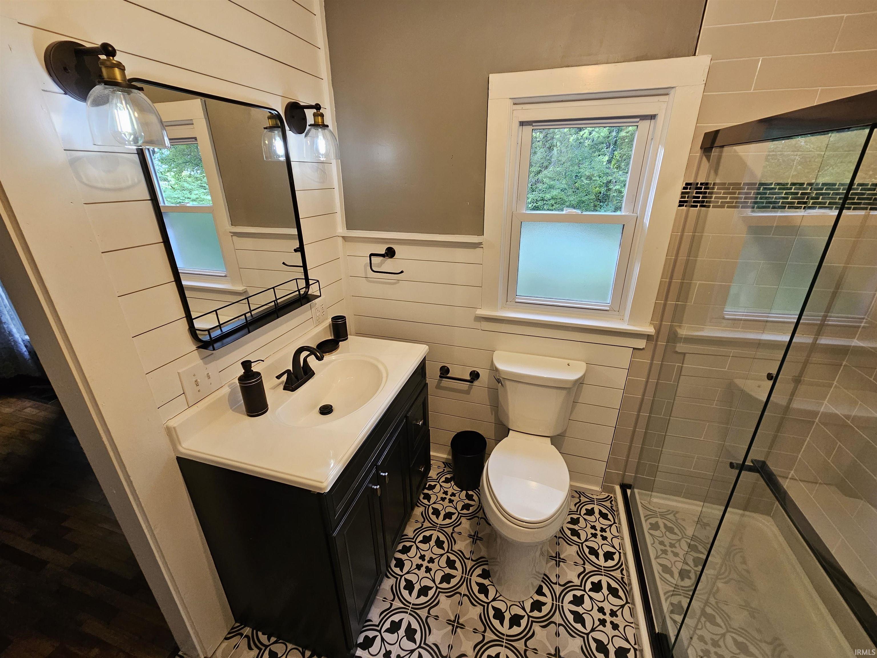 3232 S Petersburg Road