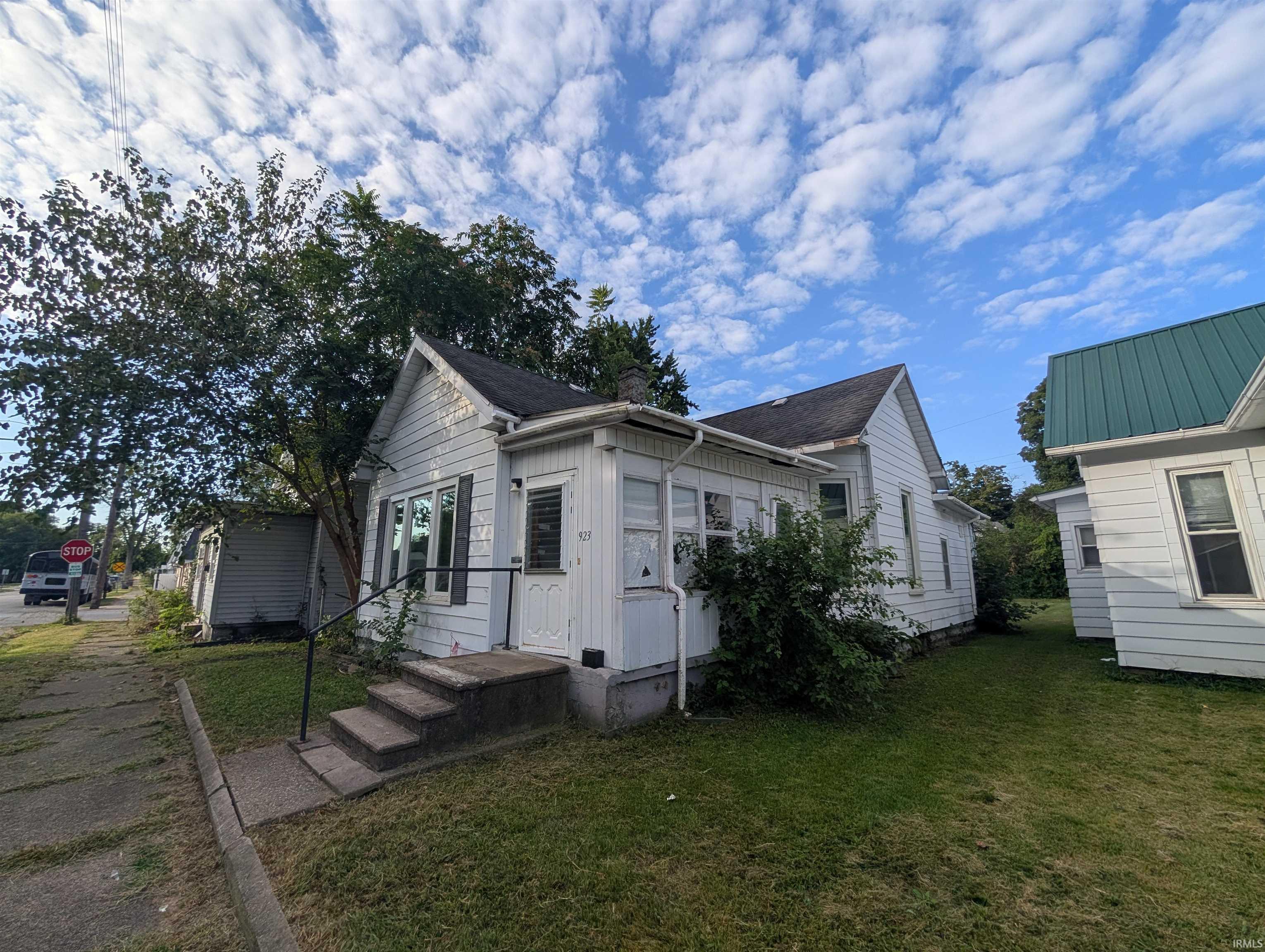 923 buntin Street