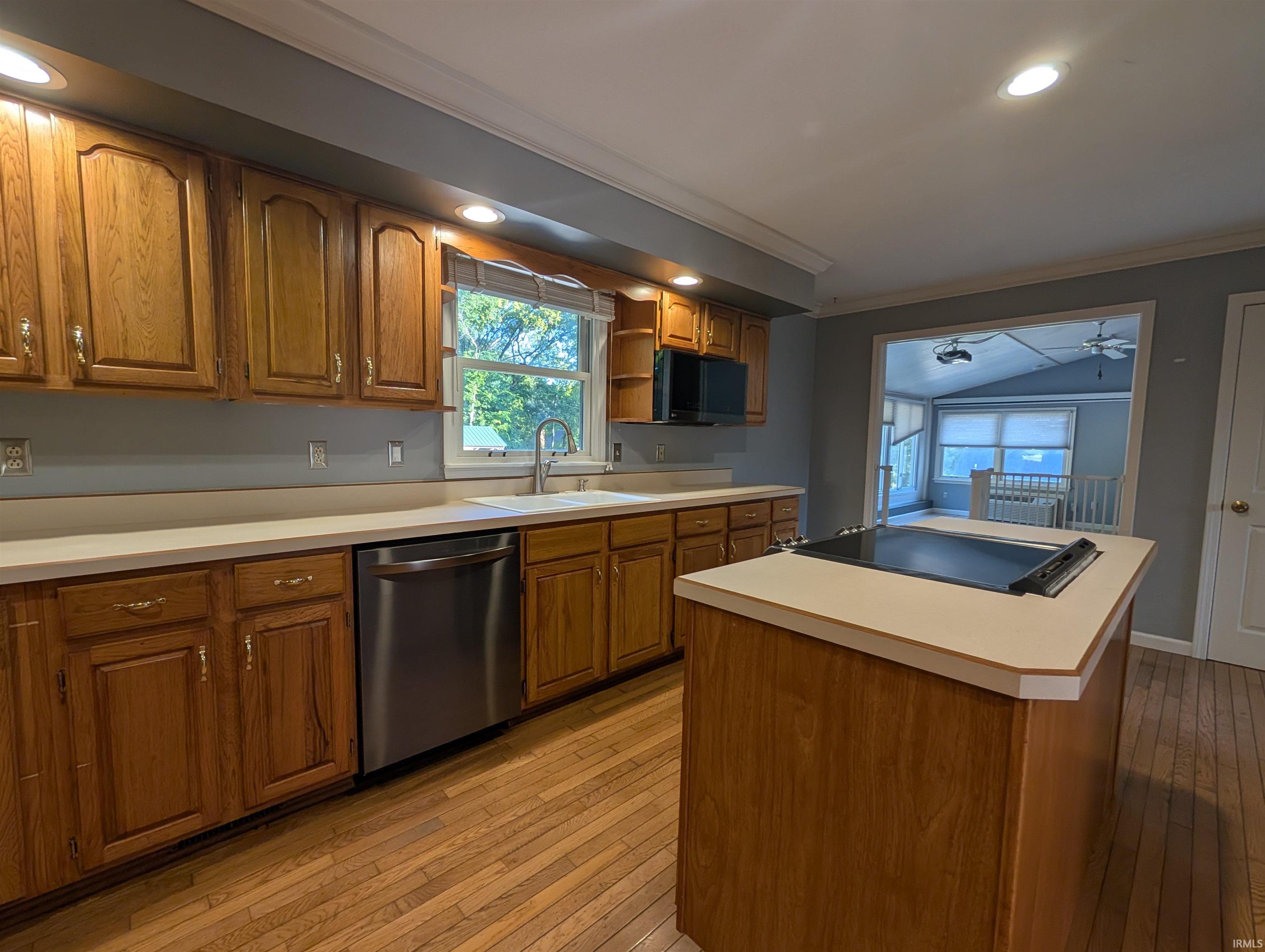 1147 N Sassafrass Drive