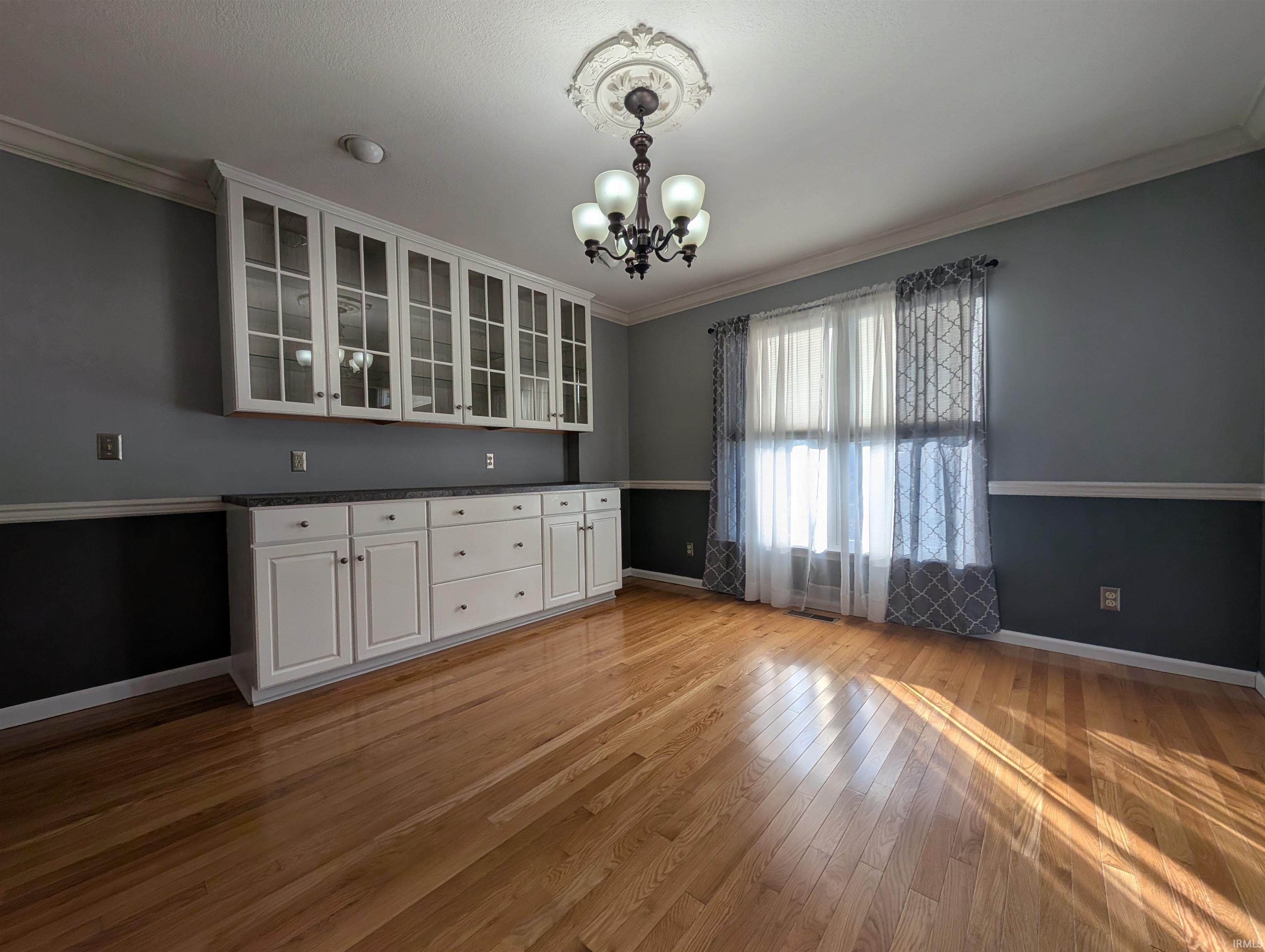 1147 N Sassafrass Drive