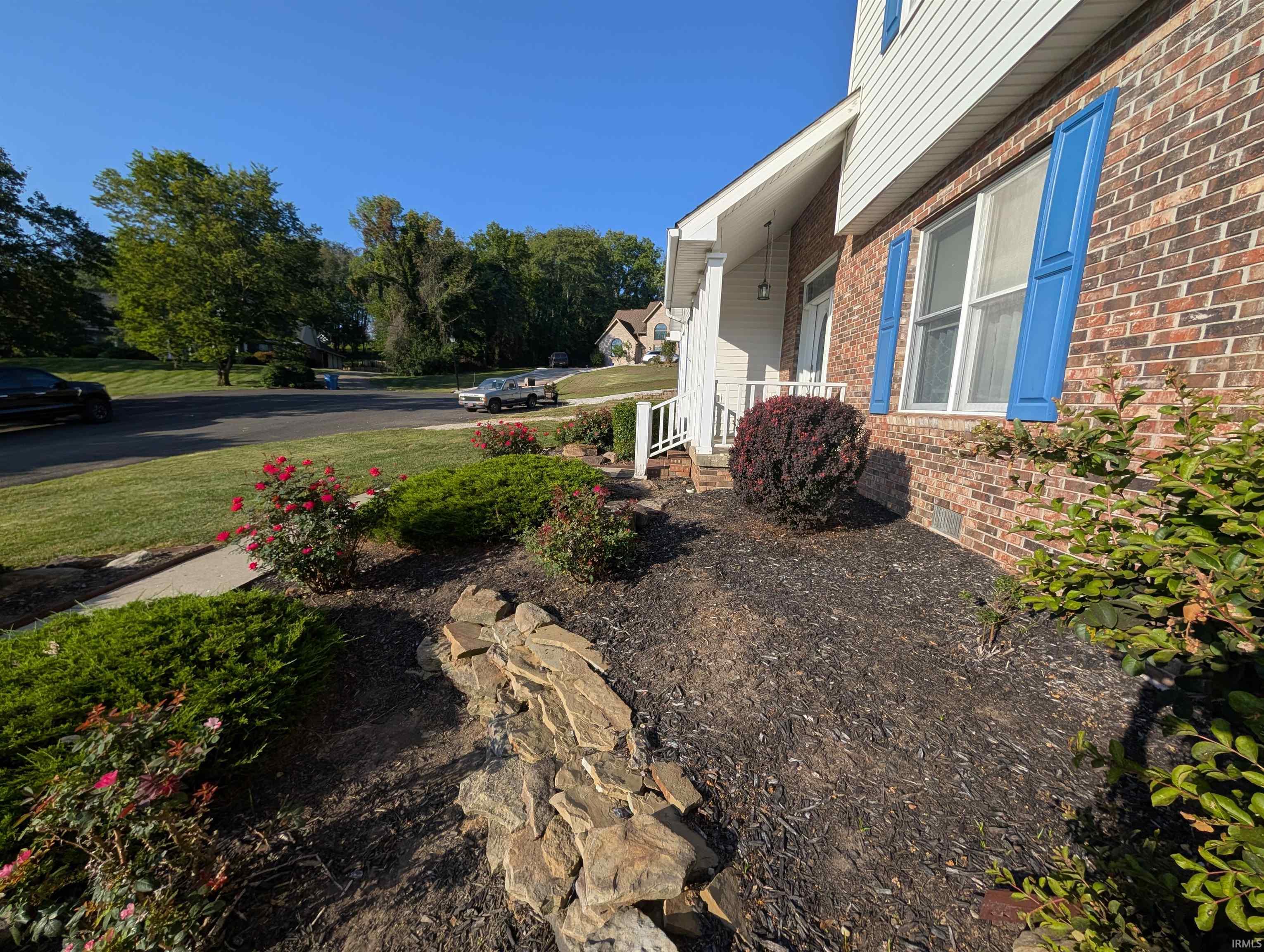 1147 N Sassafrass Drive