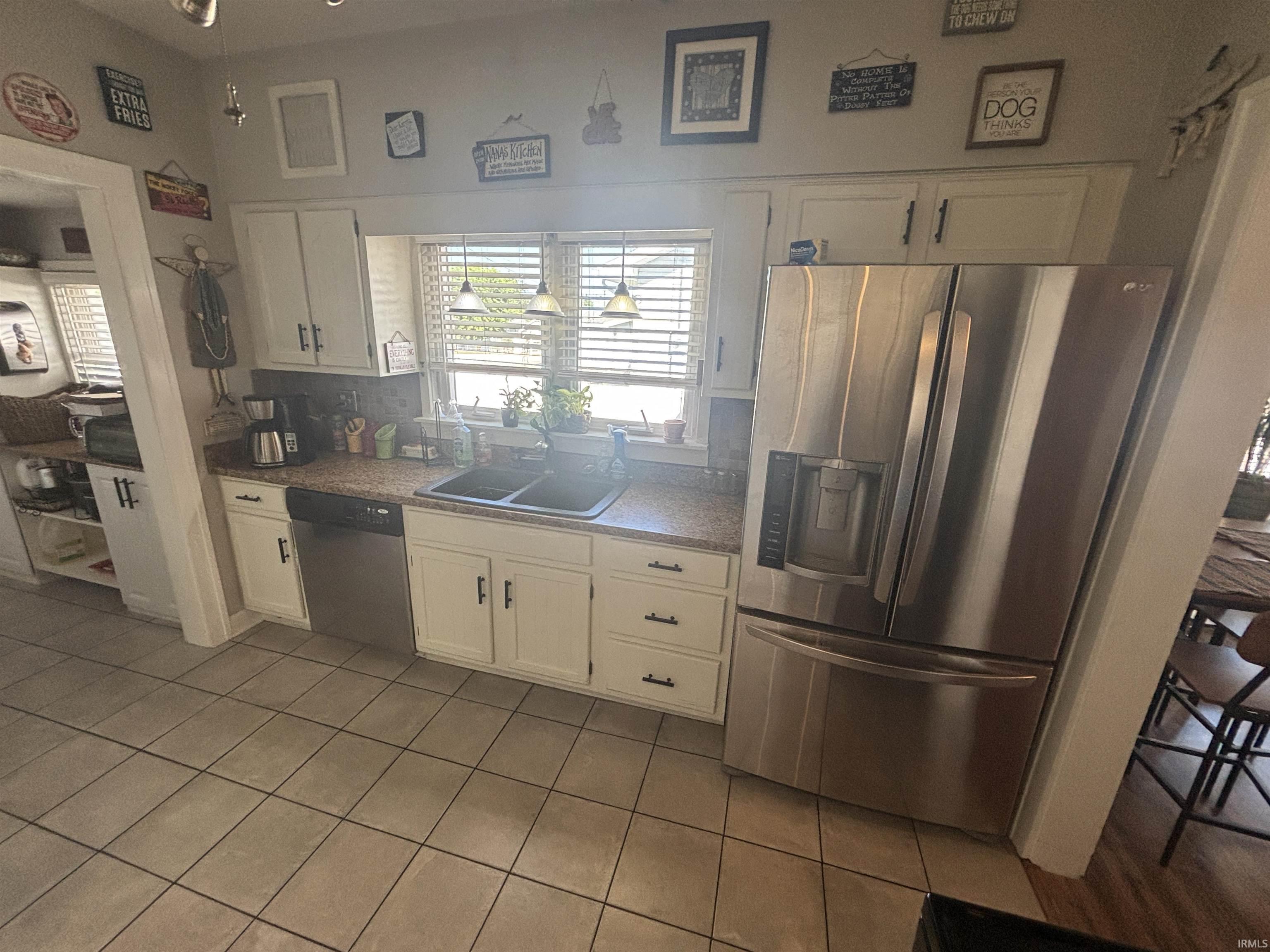 1415 E St Clair Street