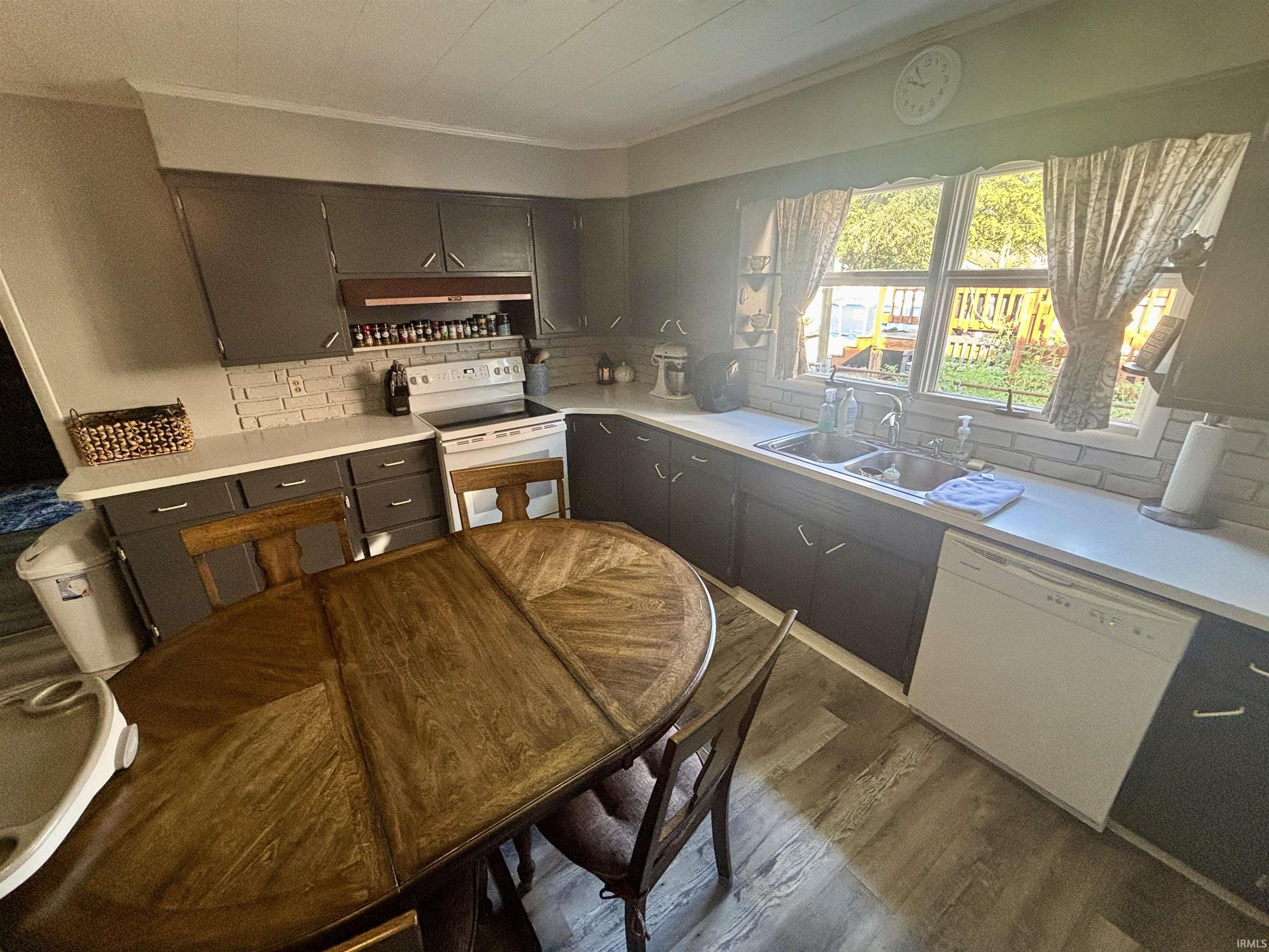 1313 Broadway Street