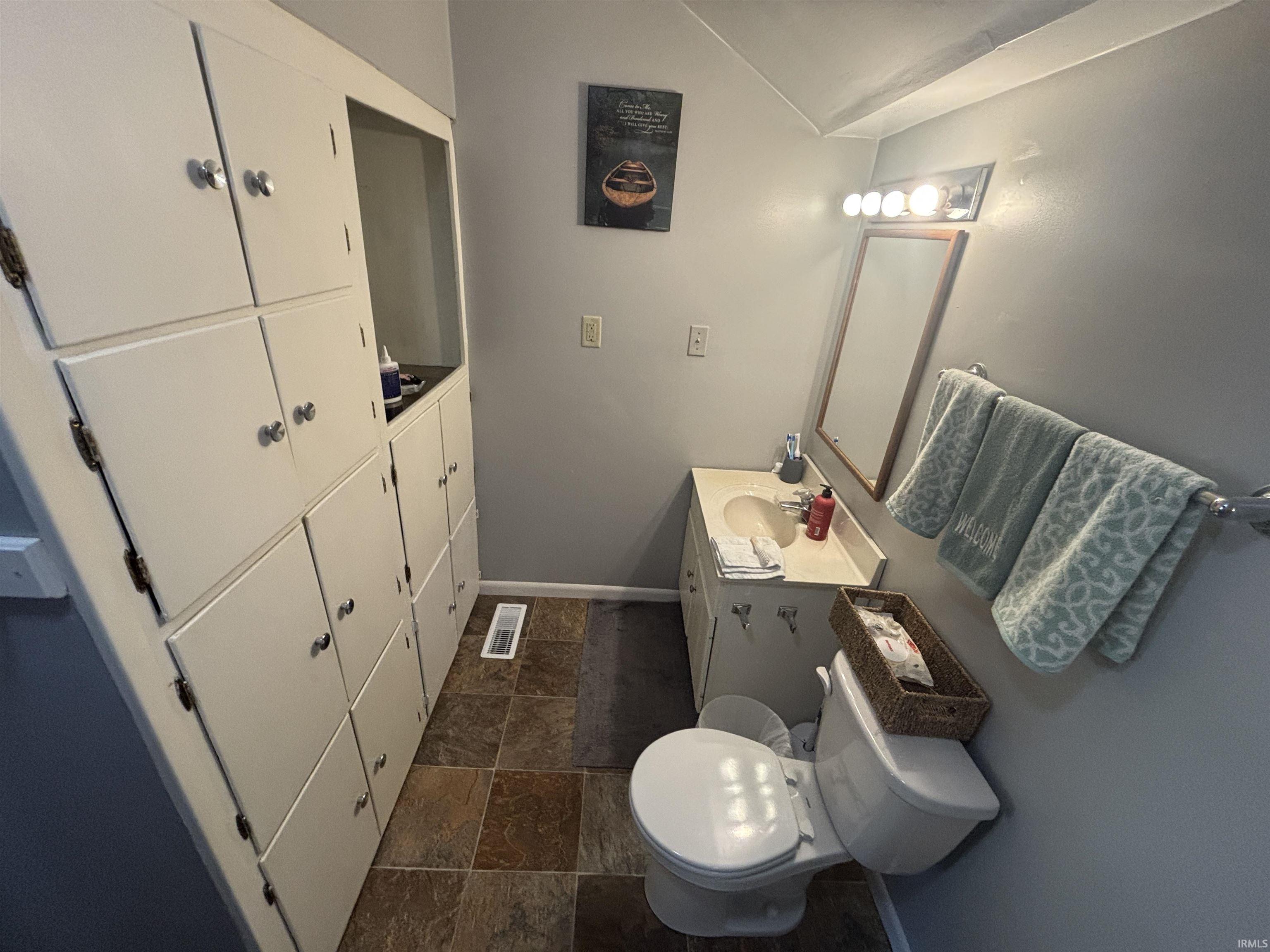 1313 Broadway Street