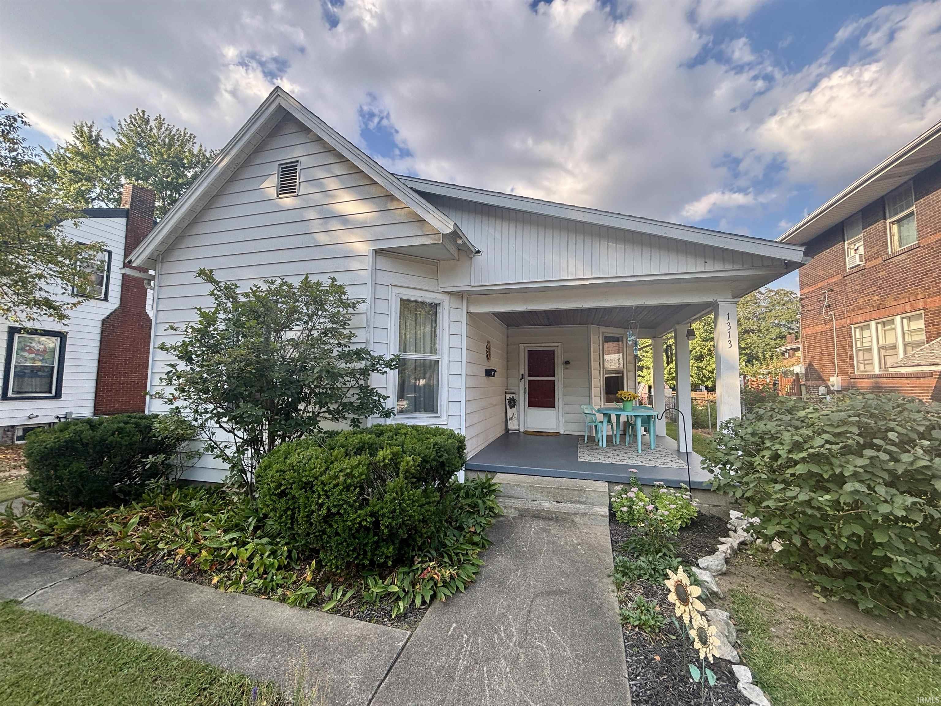 1313 Broadway Street