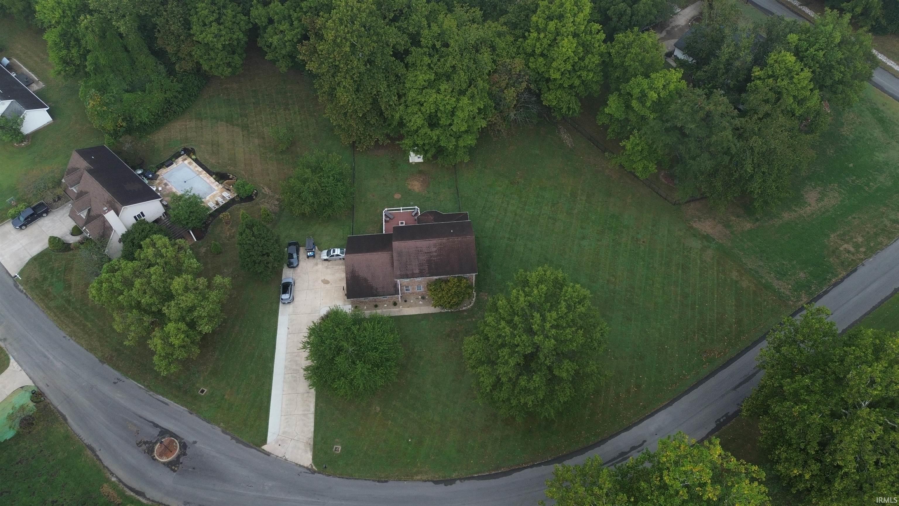 1015 N Honeysuckle Lane