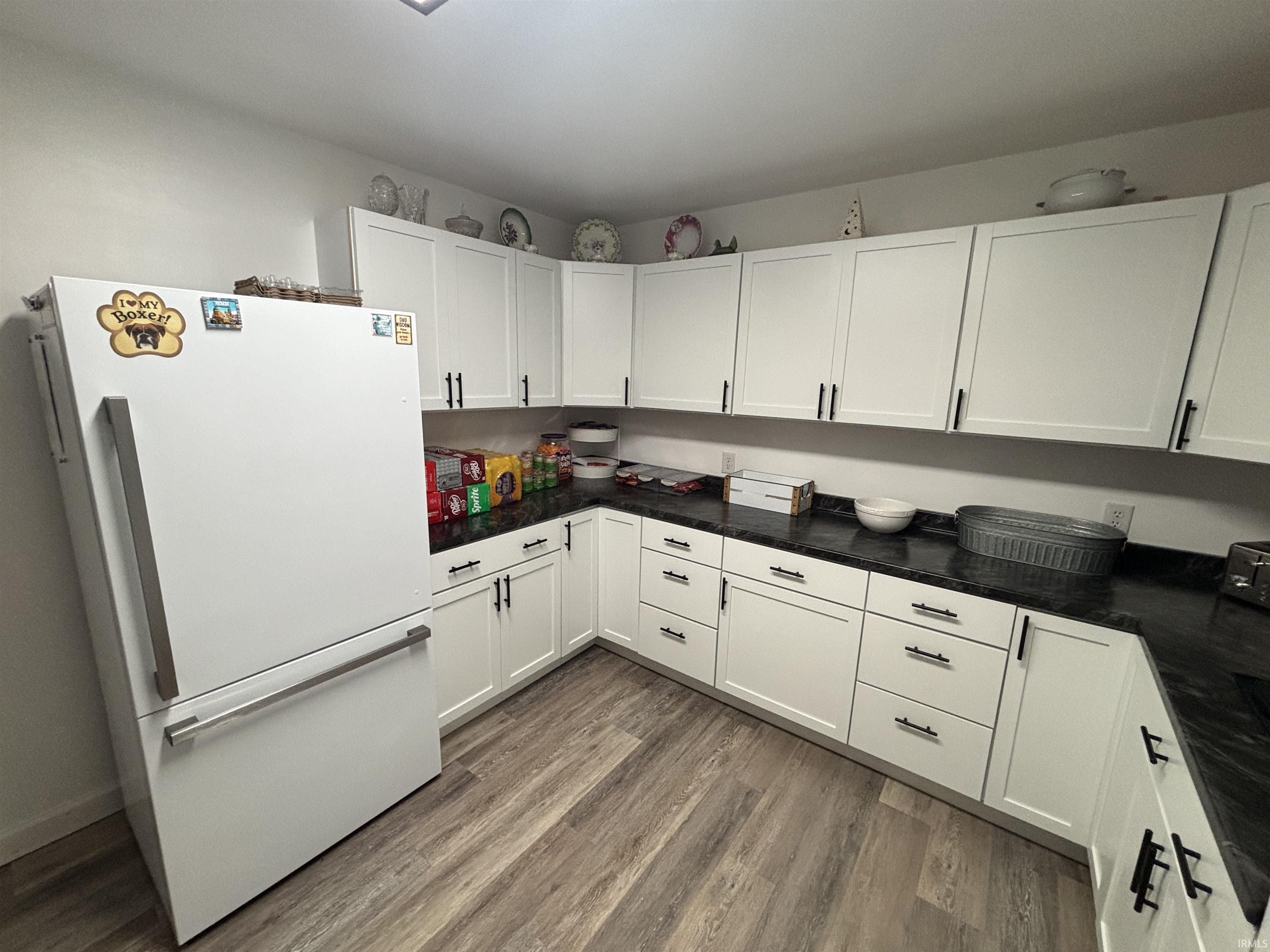 1015 N Honeysuckle Lane