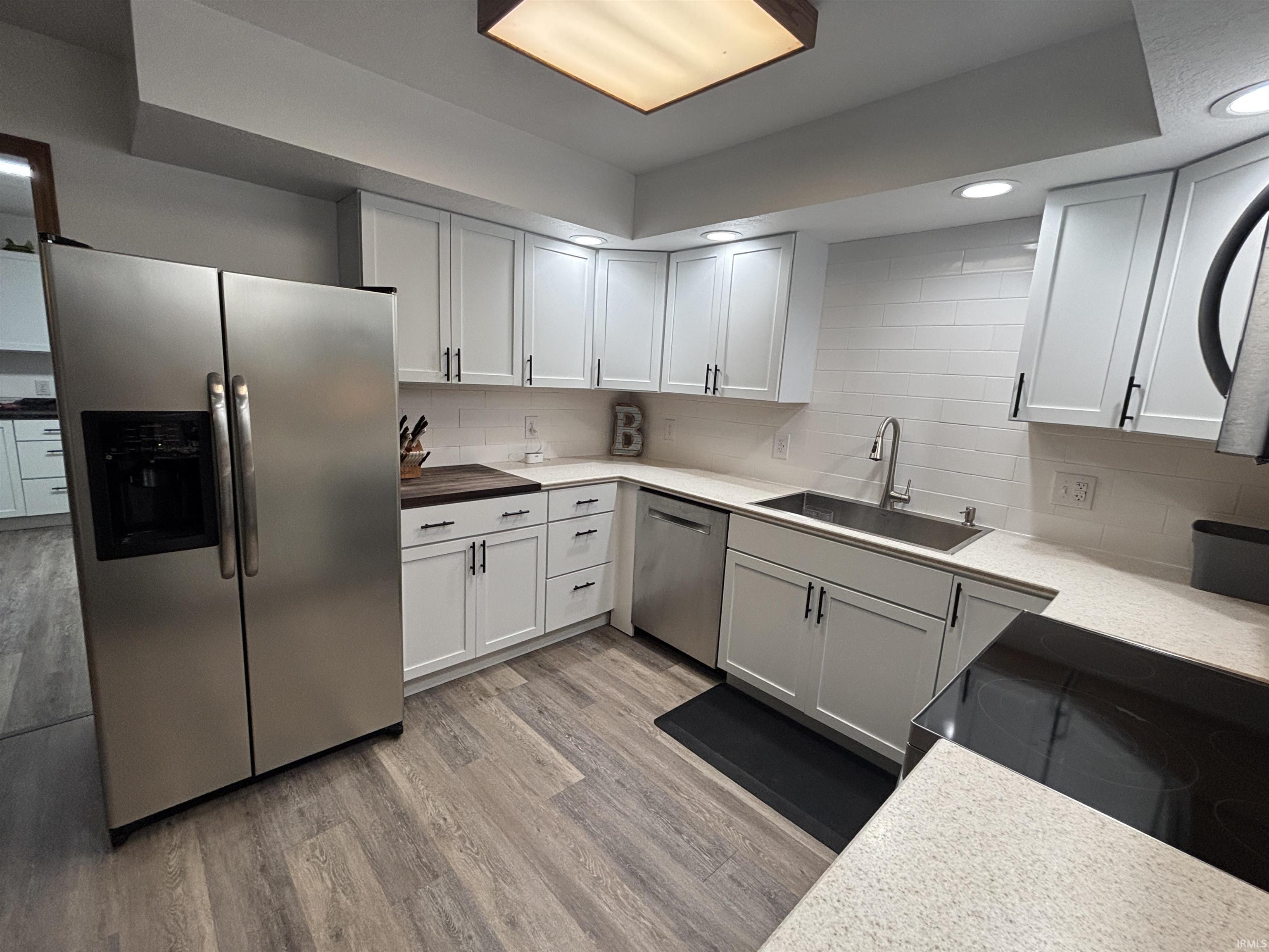 1015 N Honeysuckle Lane