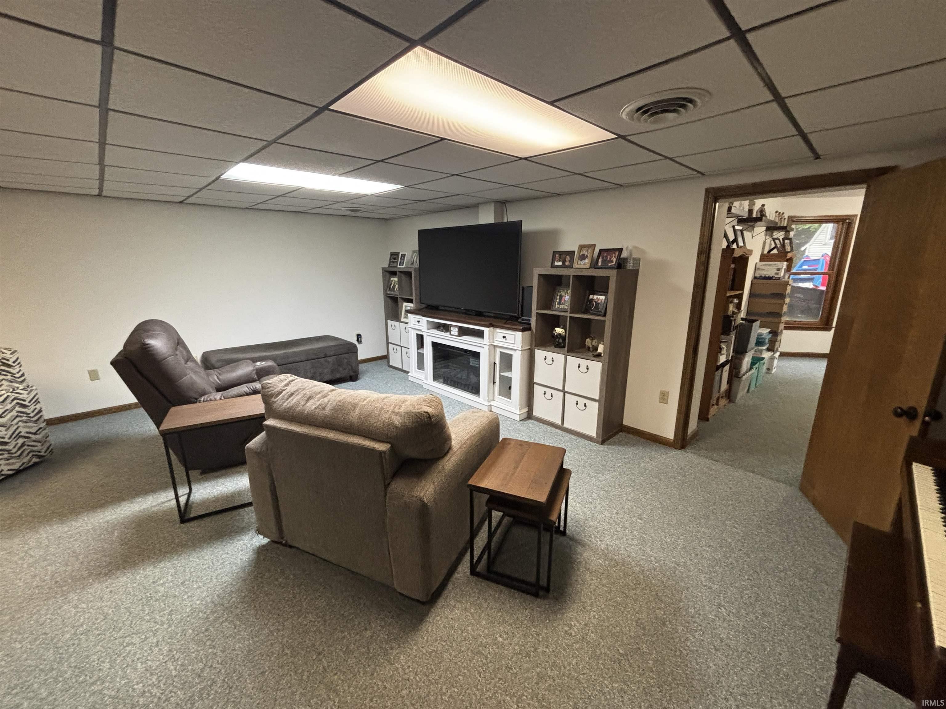 1015 N Honeysuckle Lane