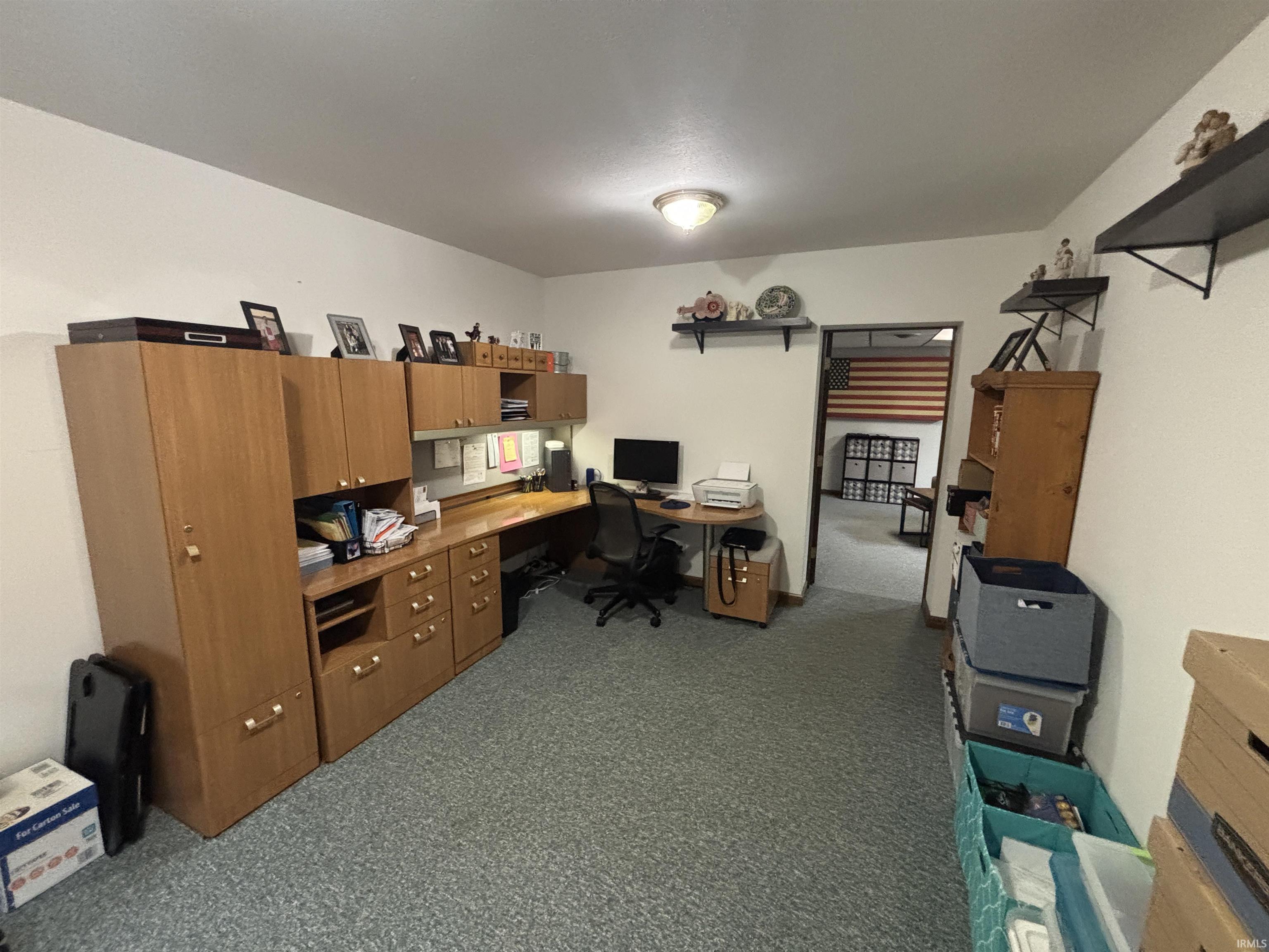 1015 N Honeysuckle Lane