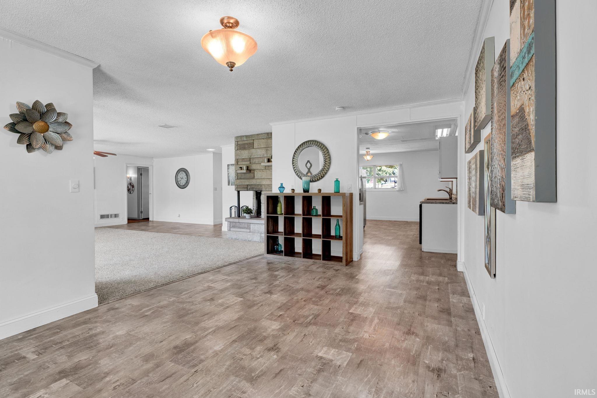 1601 Weed Lane