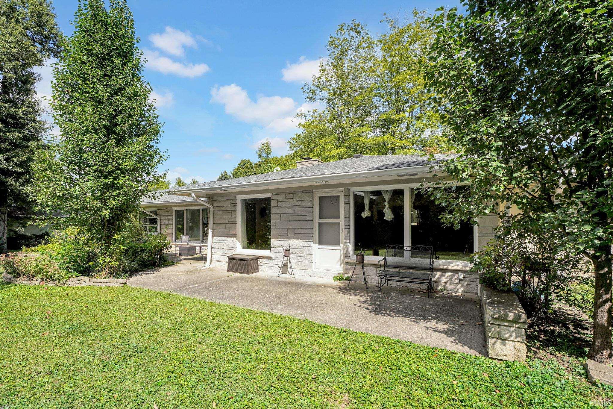 1601 Weed Lane