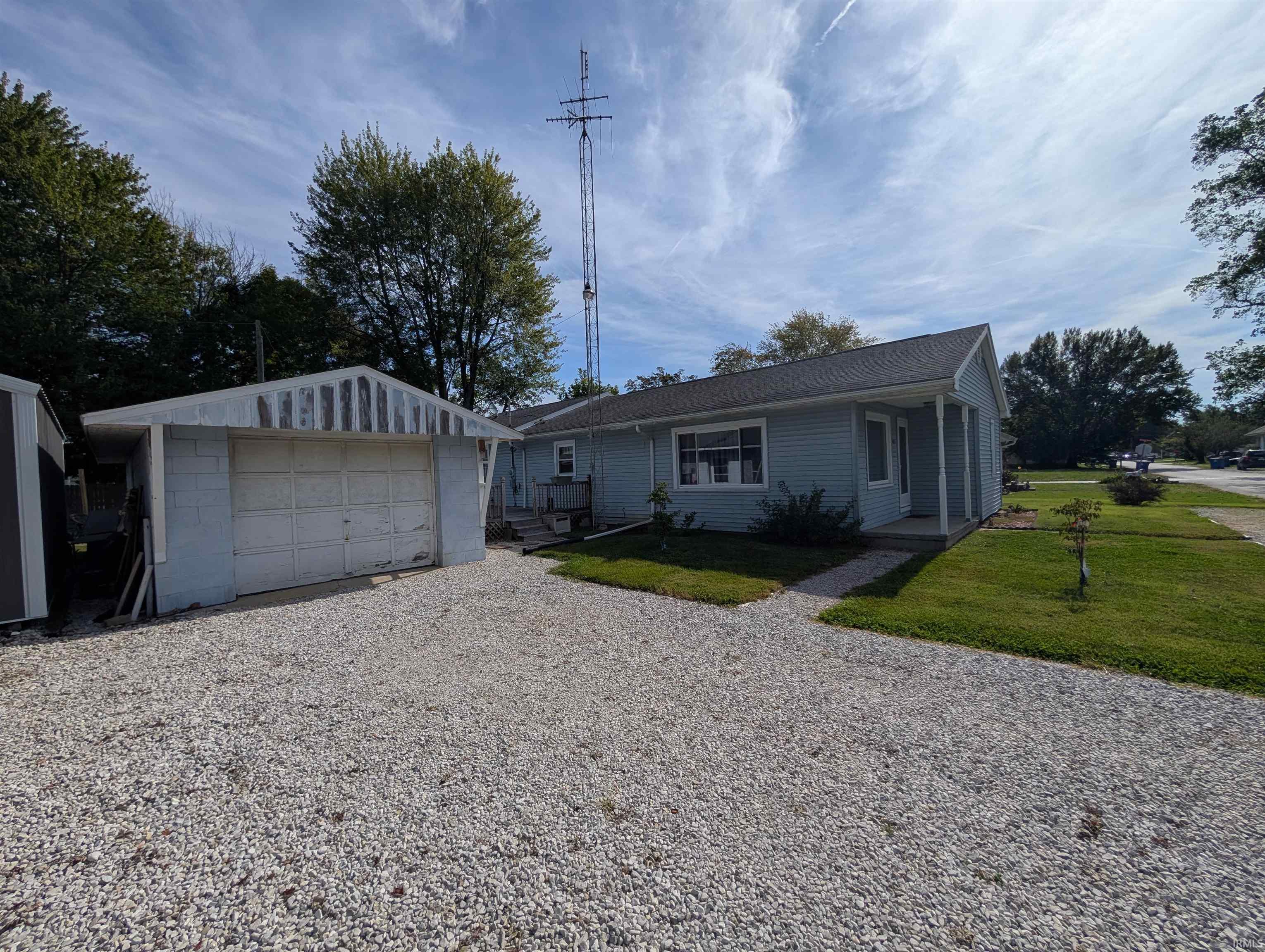 605 S Breckenridge Street