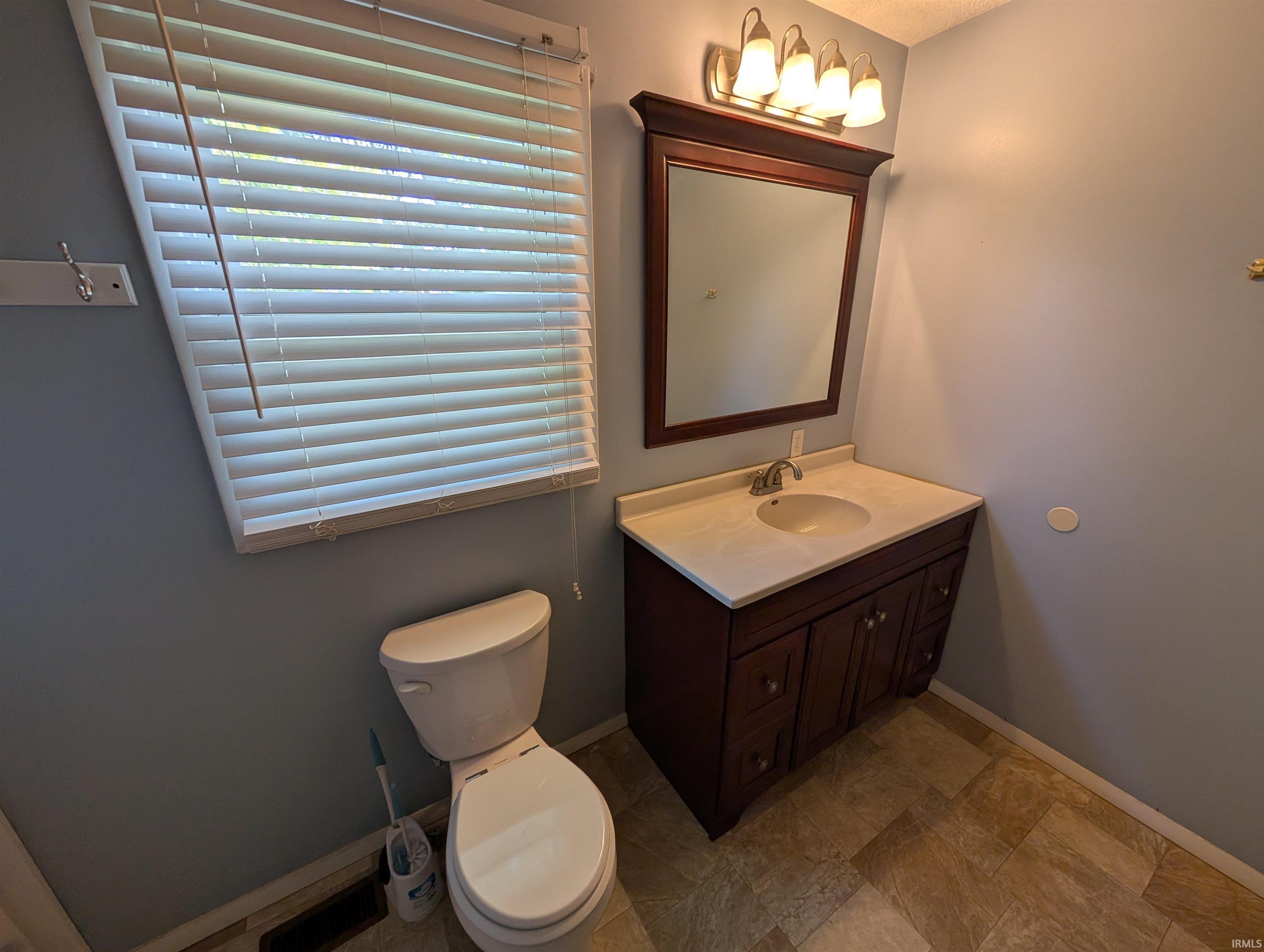 605 S Breckenridge Street