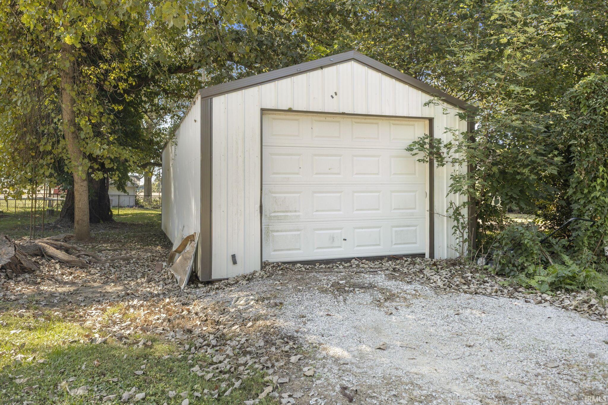 6347 E Overhead Road