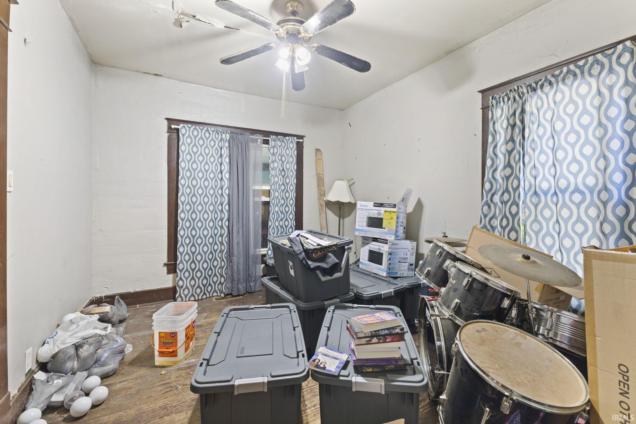 6347 E Overhead Road