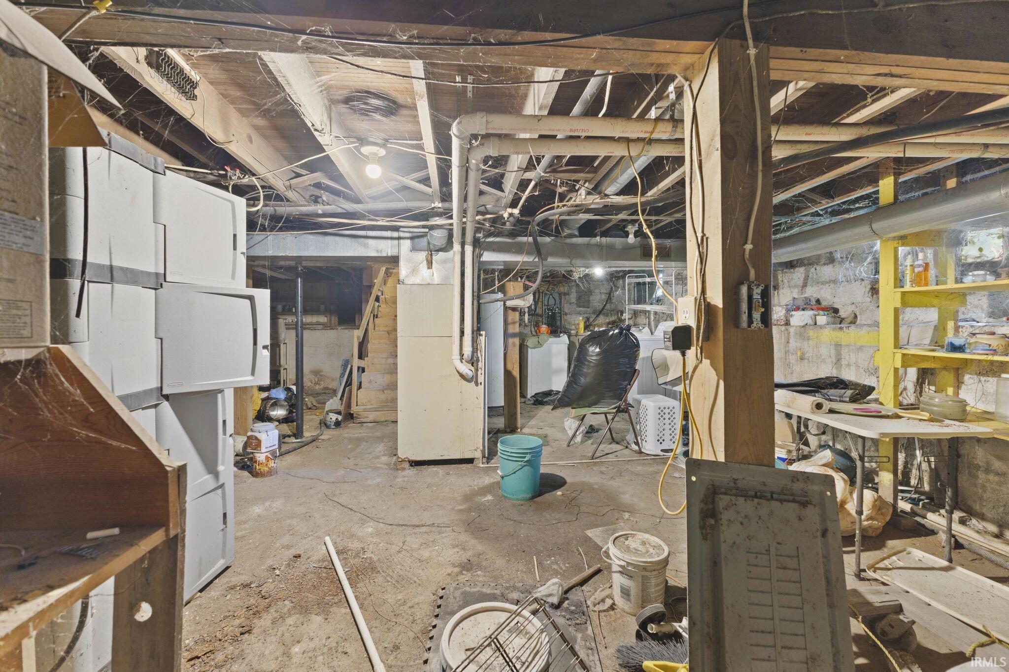 6347 E Overhead Road