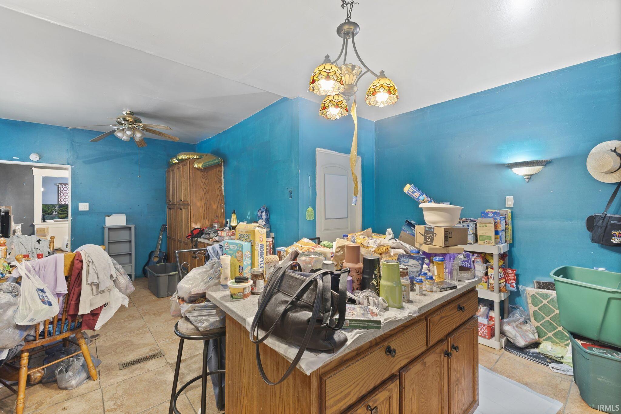 6347 E Overhead Road