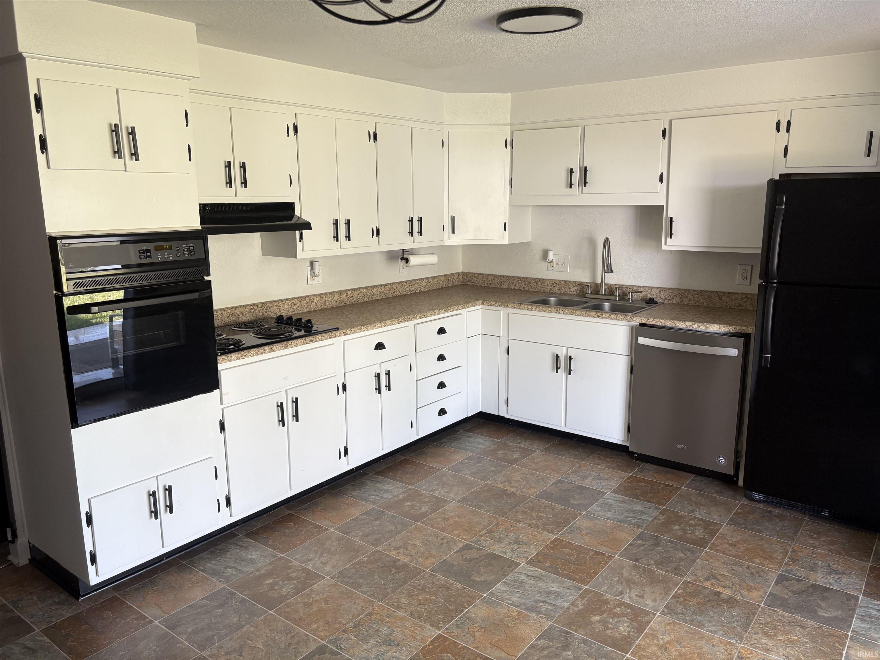 106 N 20TH Street