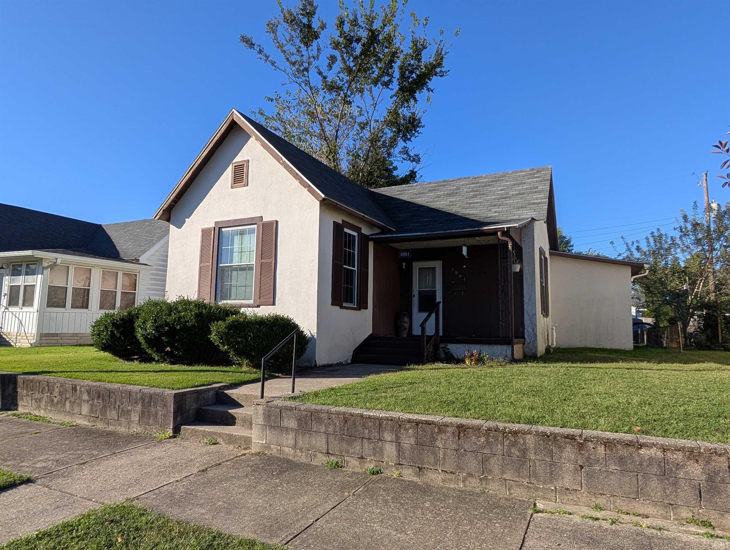 1001 E Locust Street