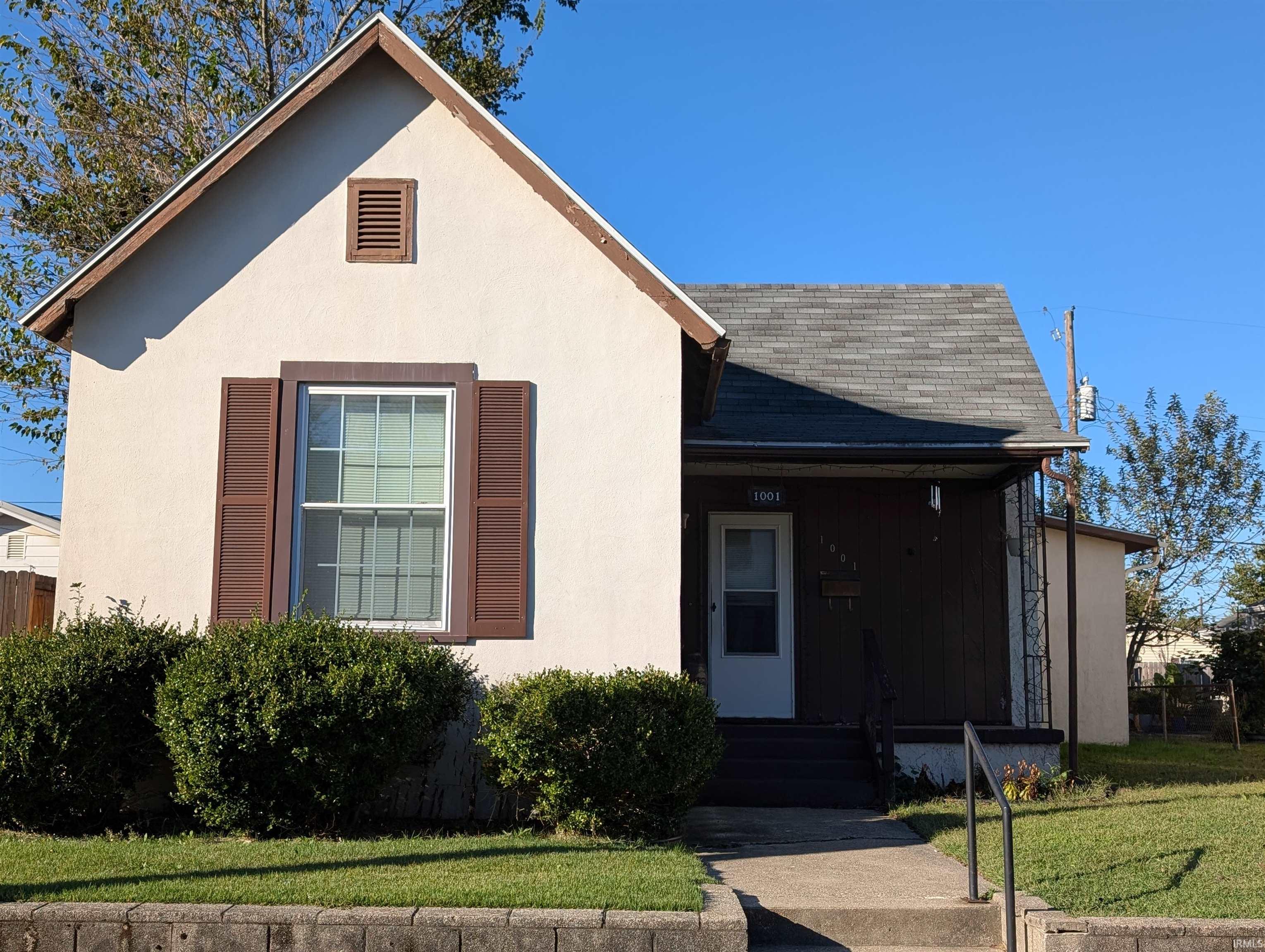 1001 E Locust Street