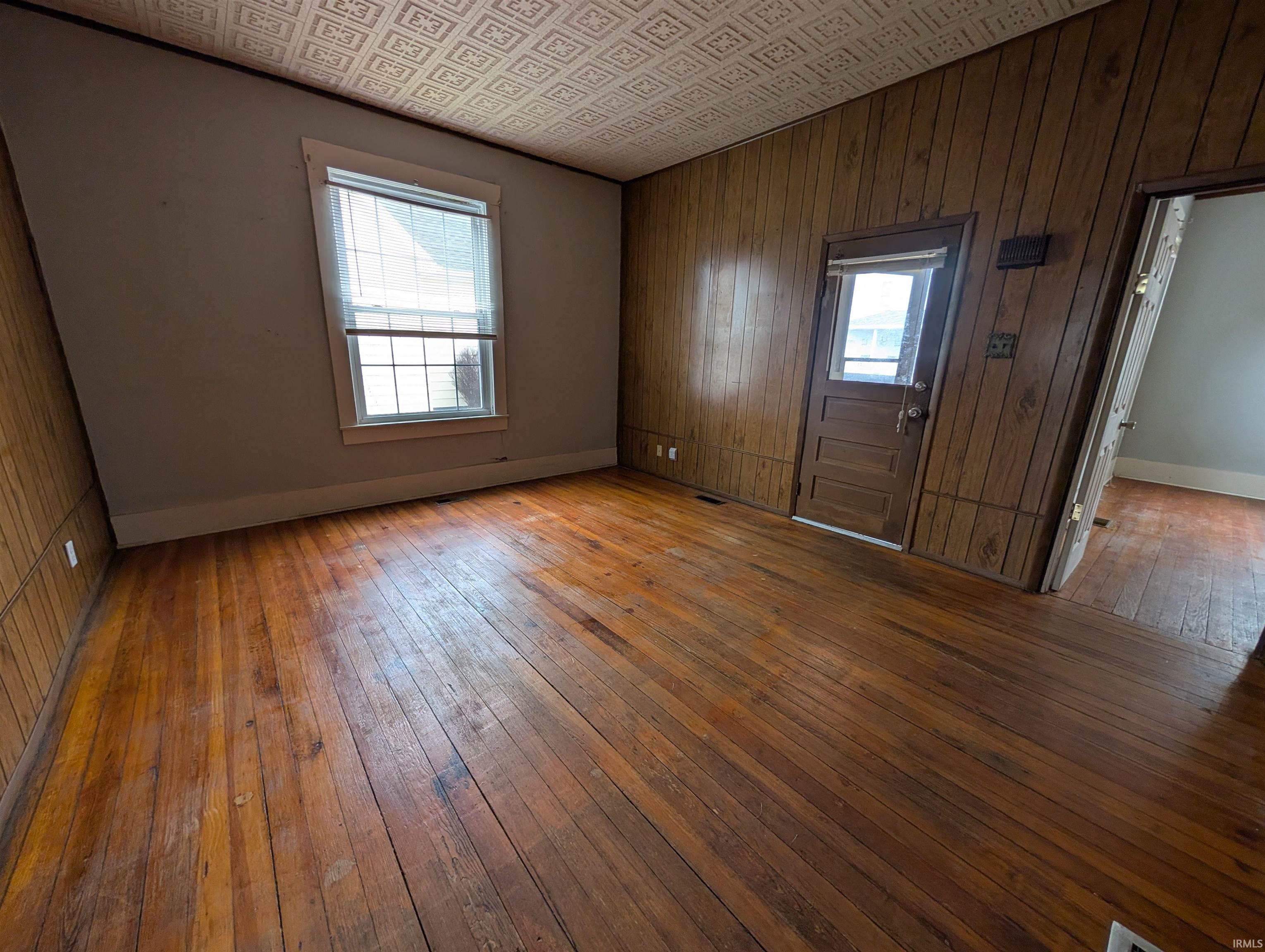 1001 E Locust Street