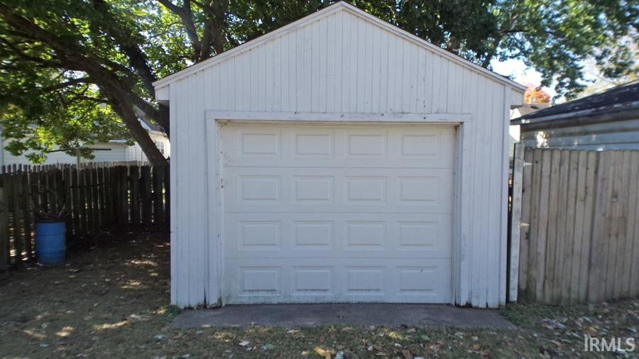 122 E Swartzel Avenue