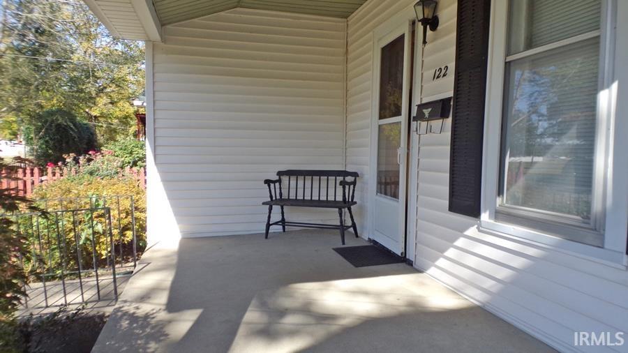 122 E Swartzel Avenue